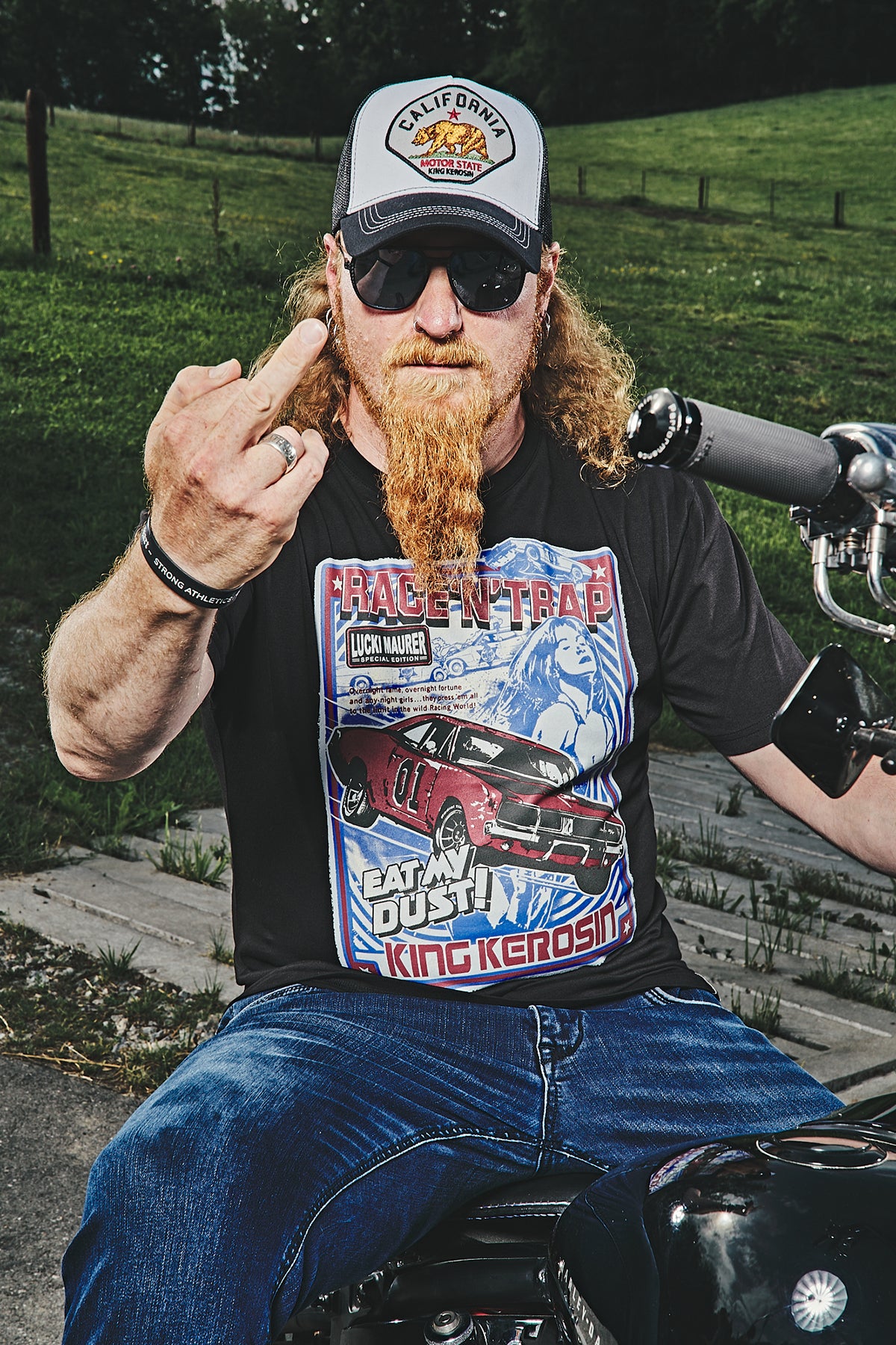 King_Kerosin_LUCKI_MAURER_SPECIAL_EDITION_RACE_N_TRAP_PRINT_Motiv_Kurzarm_T-SHIRT_Oberteil_killer_kirsche_2w64Dikv87IZa5