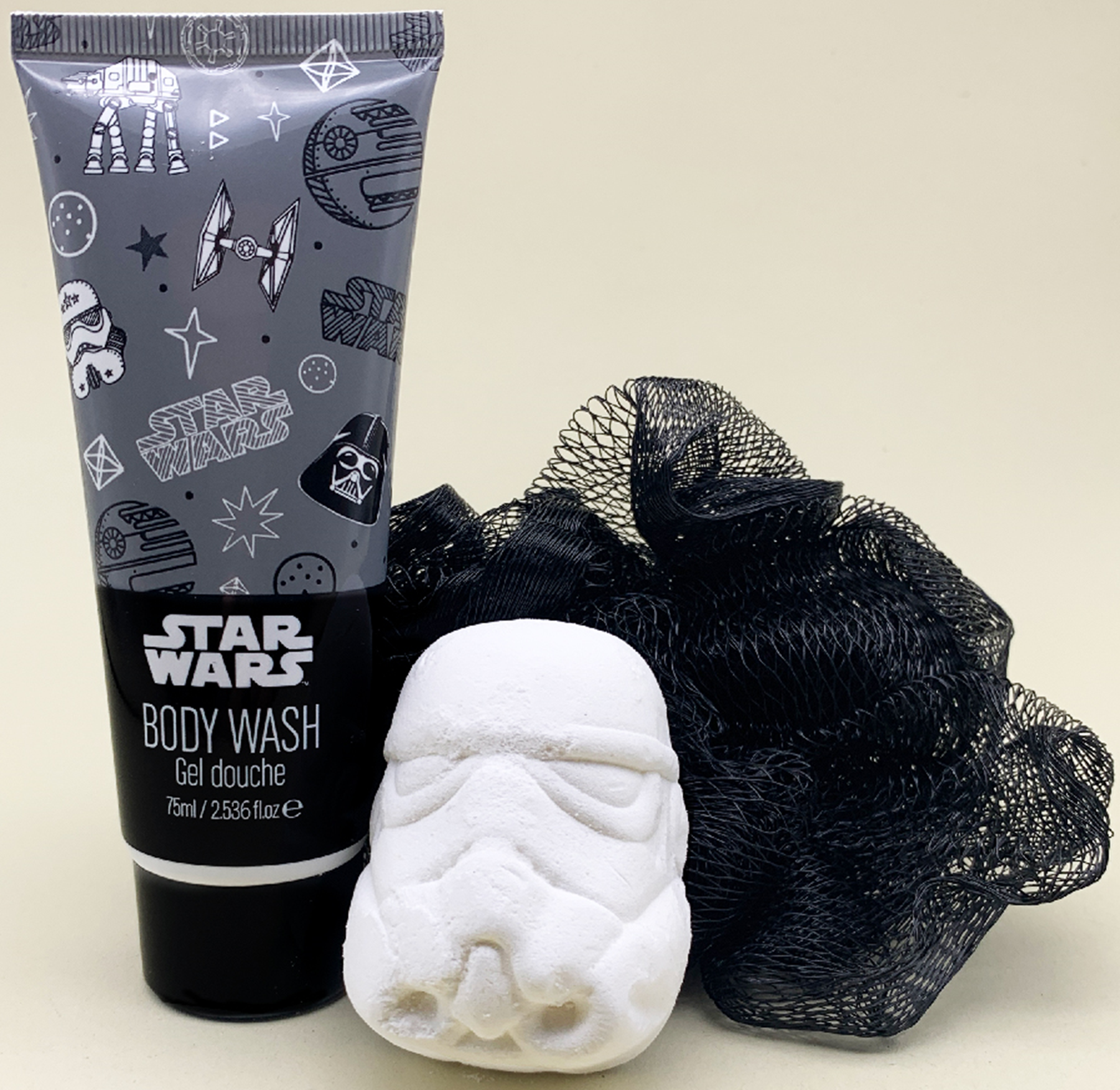 Badeset_STAR_WARS_in_Kulturbeutel_Duschgel_Badefizzer_Netzschwamm_-_Zedernholz_killer_kirsche__4