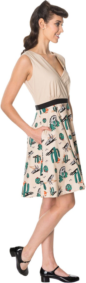 Banned_LOST_AND_FOUND_Kaktus_CACTUS_SKULL_Swing_Dress_KLEID-2VZ3RvnneFN8w7