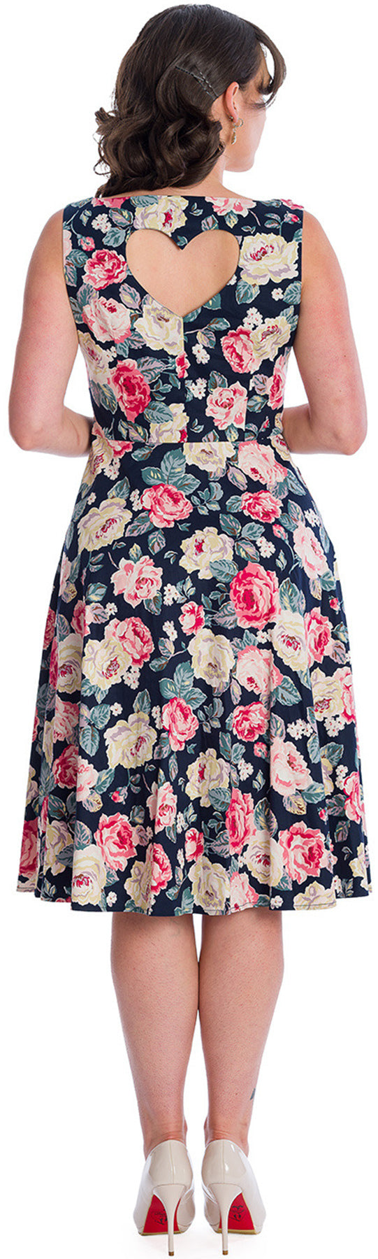 Banned_ROSE_BLOOM_FIT_and_FLARE_Blueten_FLOWERS_Traeger_50s_SWING_DRESS_Kleid_killer_kirsche_4