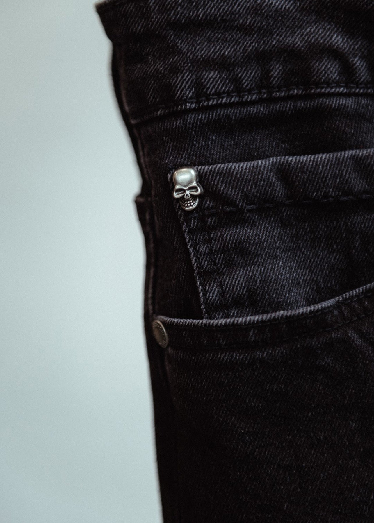 Chet_Rock_HELLFIRE__Retro_Denim_5-Pocket_Oldschool_SLIM_FIT_JEANS_Schwarz_killer_kirsche_640z1GOoxwGq2l