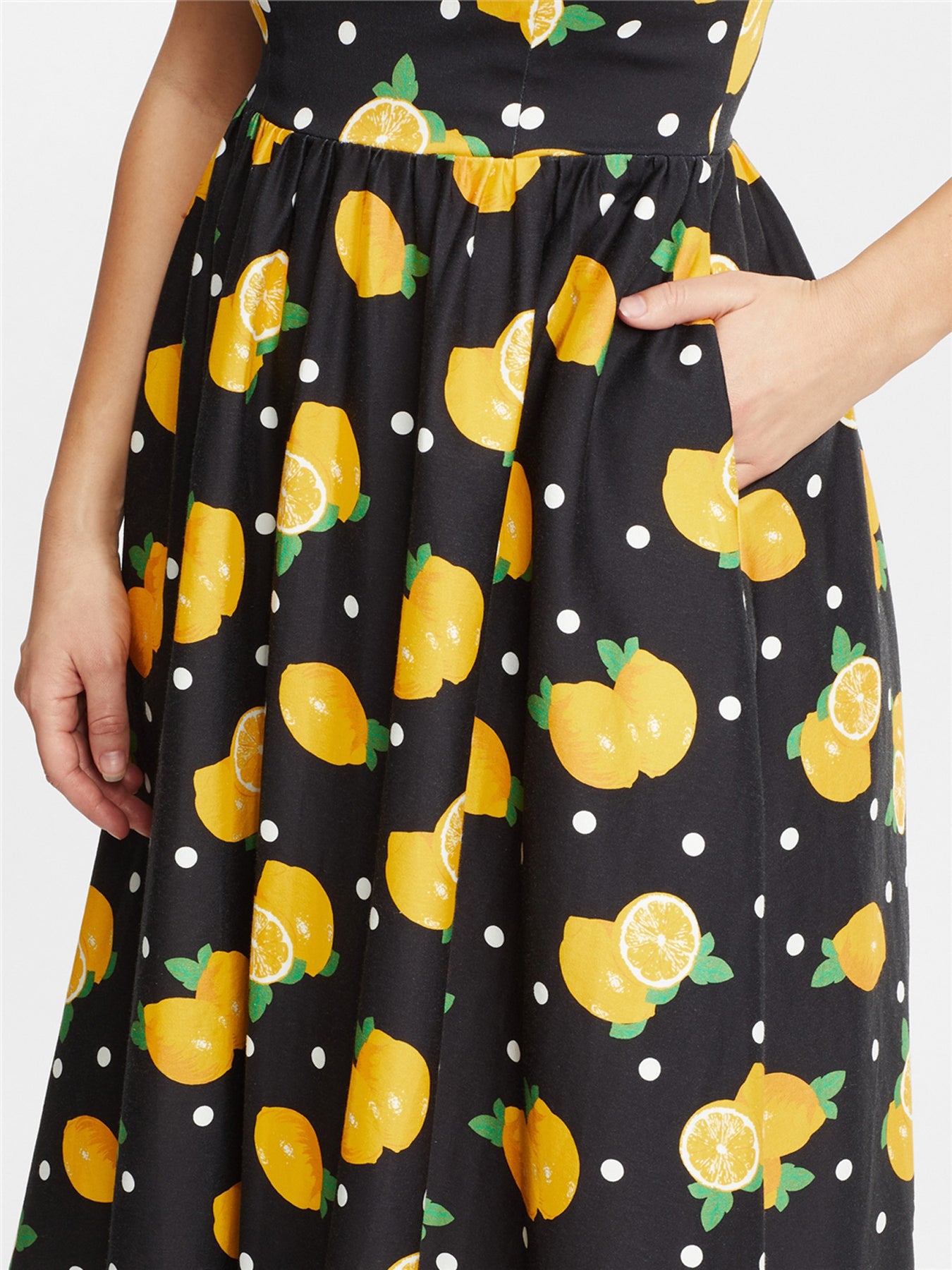 Collectif_DEMIRA_Polka_Lemon_PUNKTE_Kurzarm_50s_A-Linien_DRESS_Swingkleid_killer_kirsche_7ux60Bf5IiXEP4