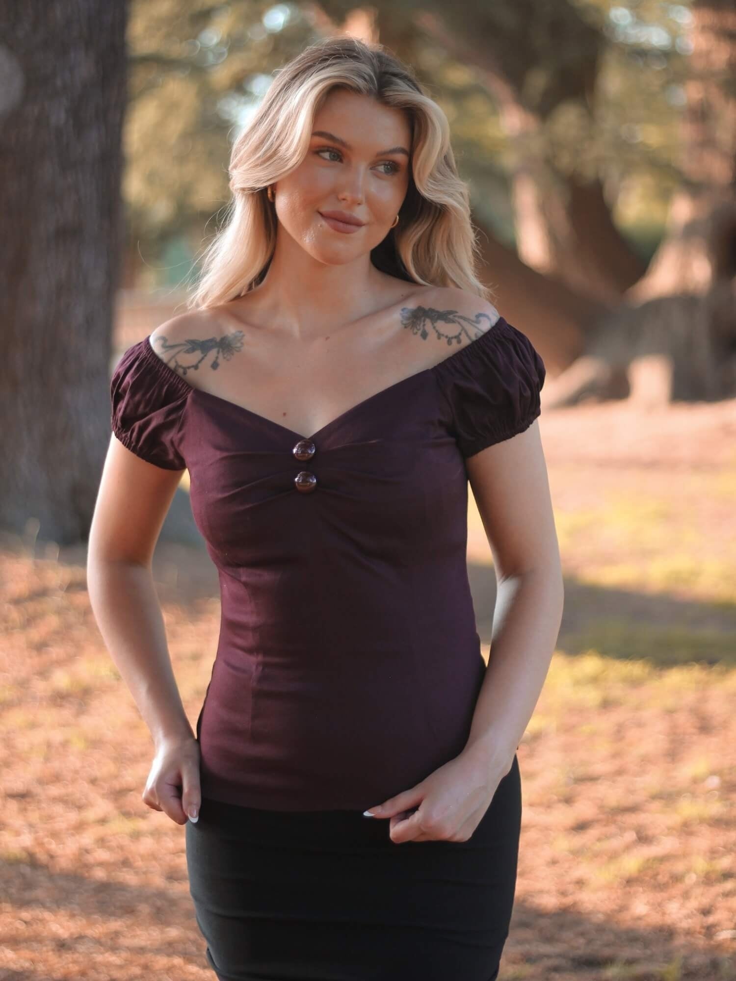 Collectif_DOLORES_Vintage_PIN_UP_Plain_SWEETHEART_50s_SHIRT_Bluse_Pflaume_killer_kirsche_2amxsjASckooJR