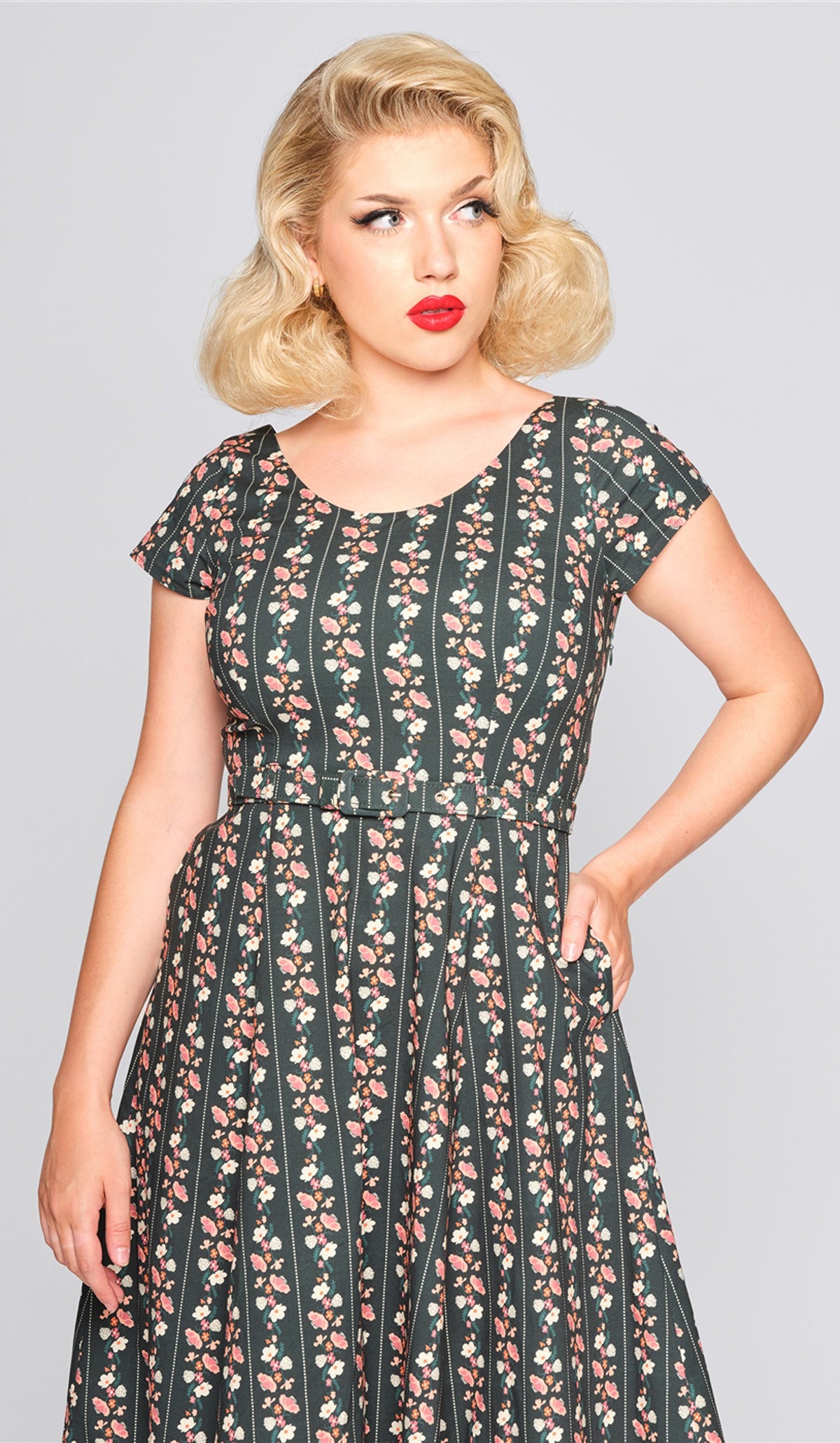Collectif_FATIMA_WALLFLOWER_Vintage_50s_Flared_Swing_Dress_Kleid-2Q911Nx7uxmPRF
