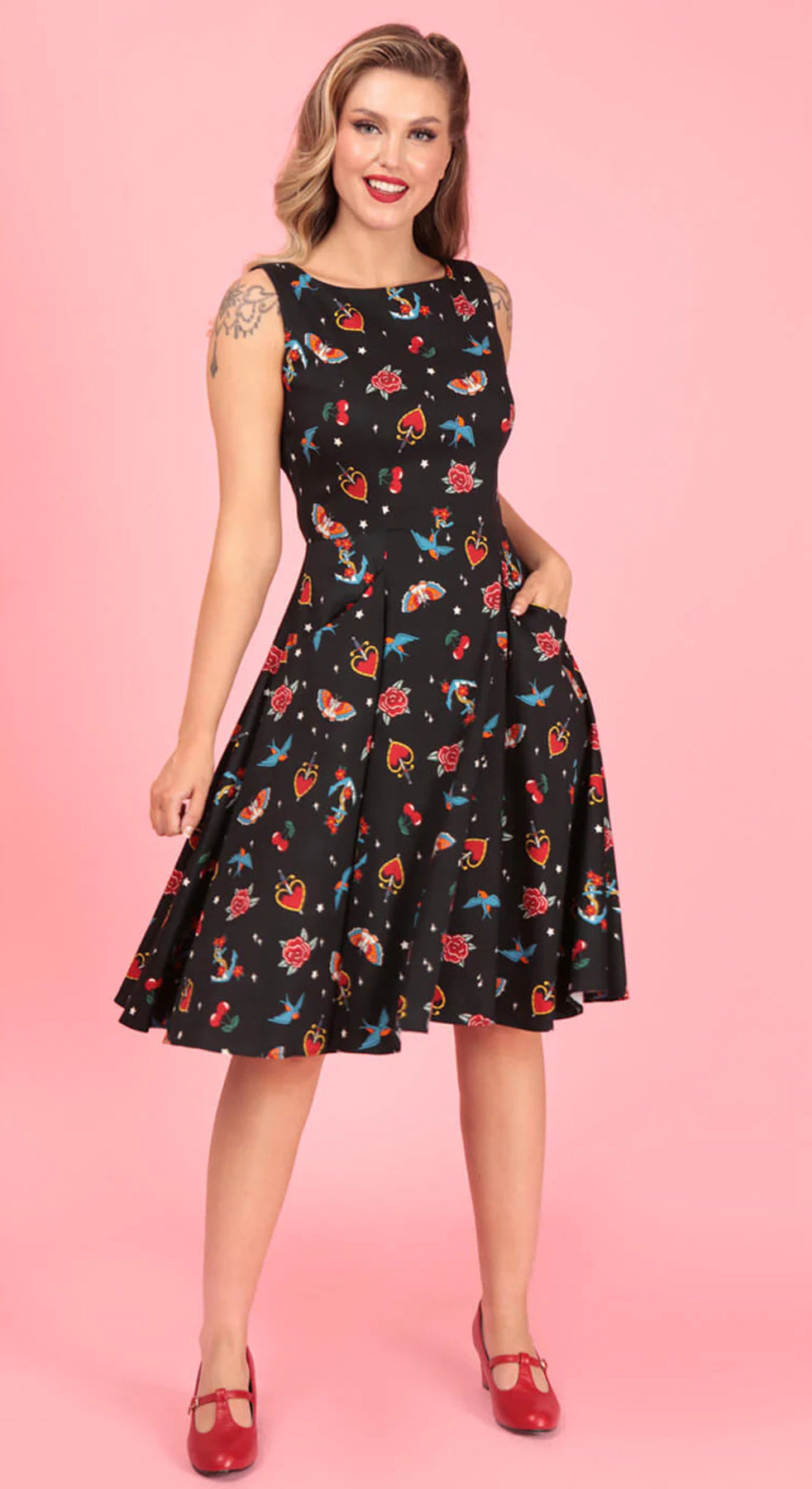 Collectif_HEPBURN_Vintage_Hepburn_Old_School_Traeger_Tattoo_SWING_DRESS_Kleid_killer_kirsche_2Y7xonuysAq60J