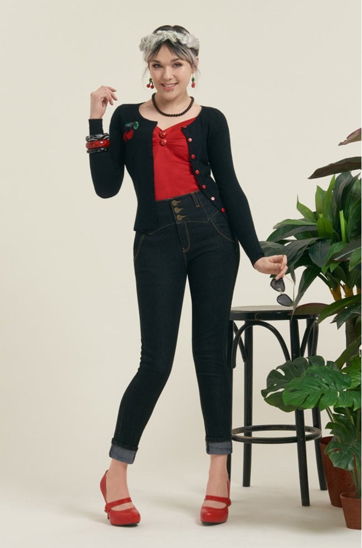 Collectif_REBEL_KATE_Vintage_HIGH_WAISTED_Slim_Fit_Denim_JEANS_Hose_Blau_killer_kirsche_33