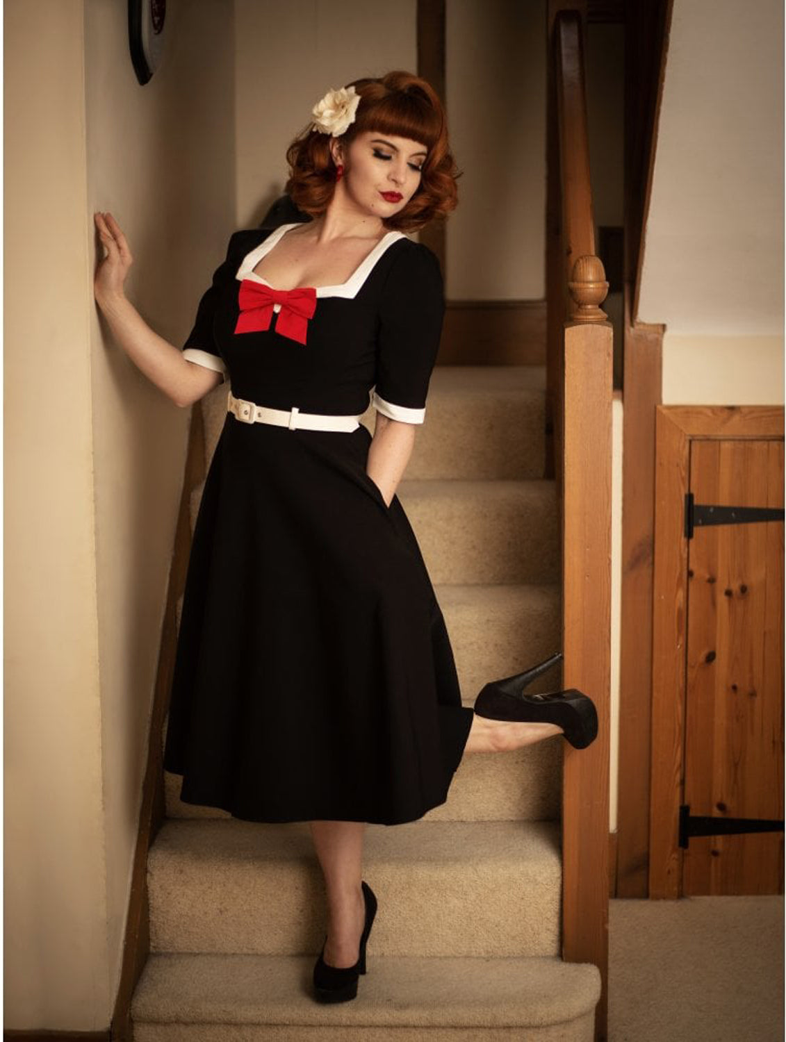 Collectif_SADIE_Vintage_BIG_BOW_Halbarm_50s_SWING_DRESS_Kleid_Schwarz_killer_kirsche_4