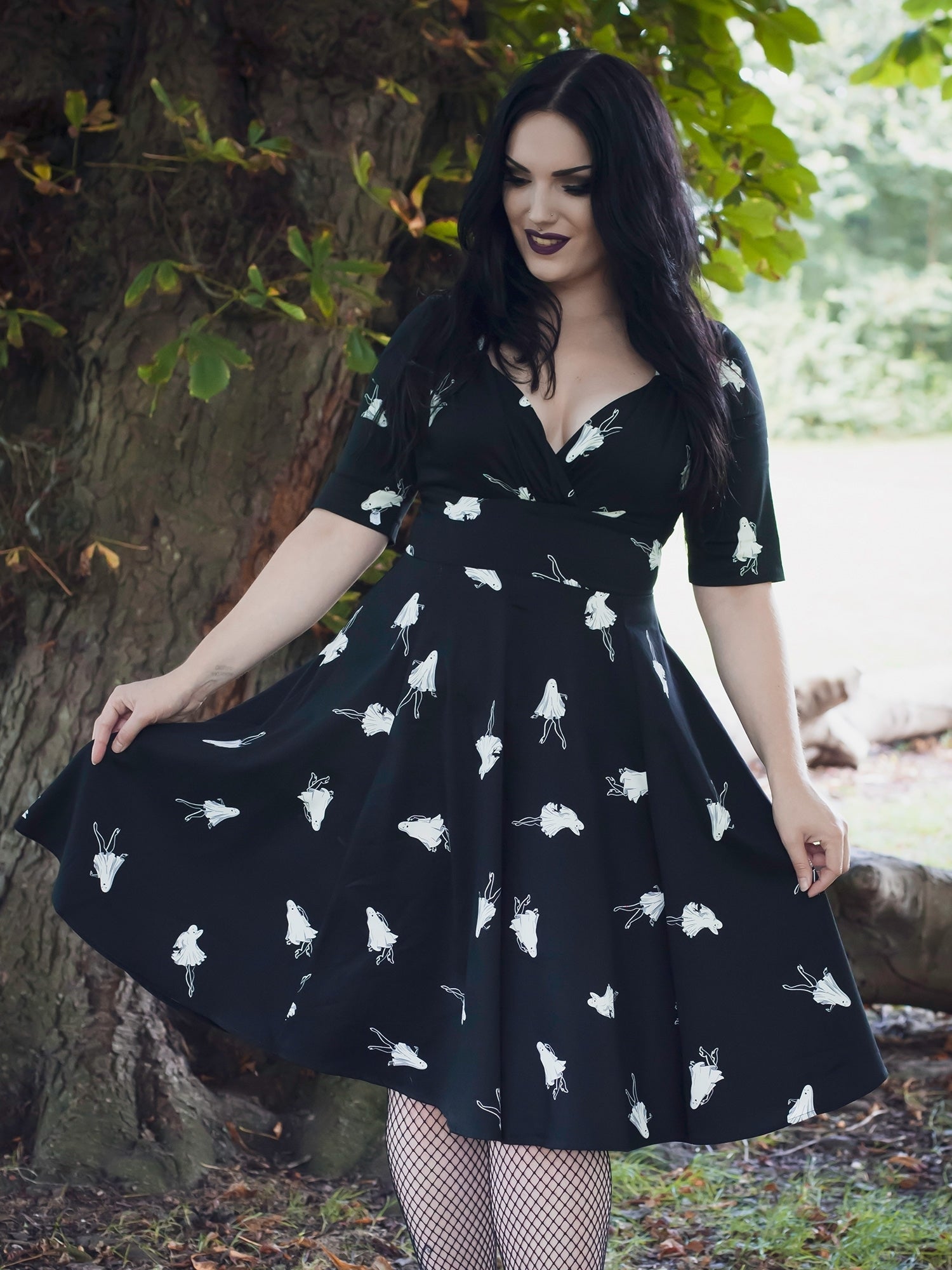 Collectif_TRIXIE_PINUP_GHOULS_Vintage_GEISTER_50s_V-NECK_SWING_DRESS_Kleid_killer_kirsche_2uGUgMPO7TDQuU
