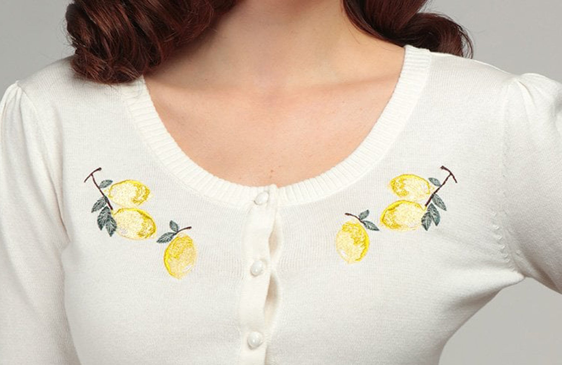 Collectif_x_Modcloth_SIMI_LEMONS_Zitronen_Stickerei_Retro_CARDIGAN_Strickjacke_killer_kirsche_2qzim37pikFQZ1