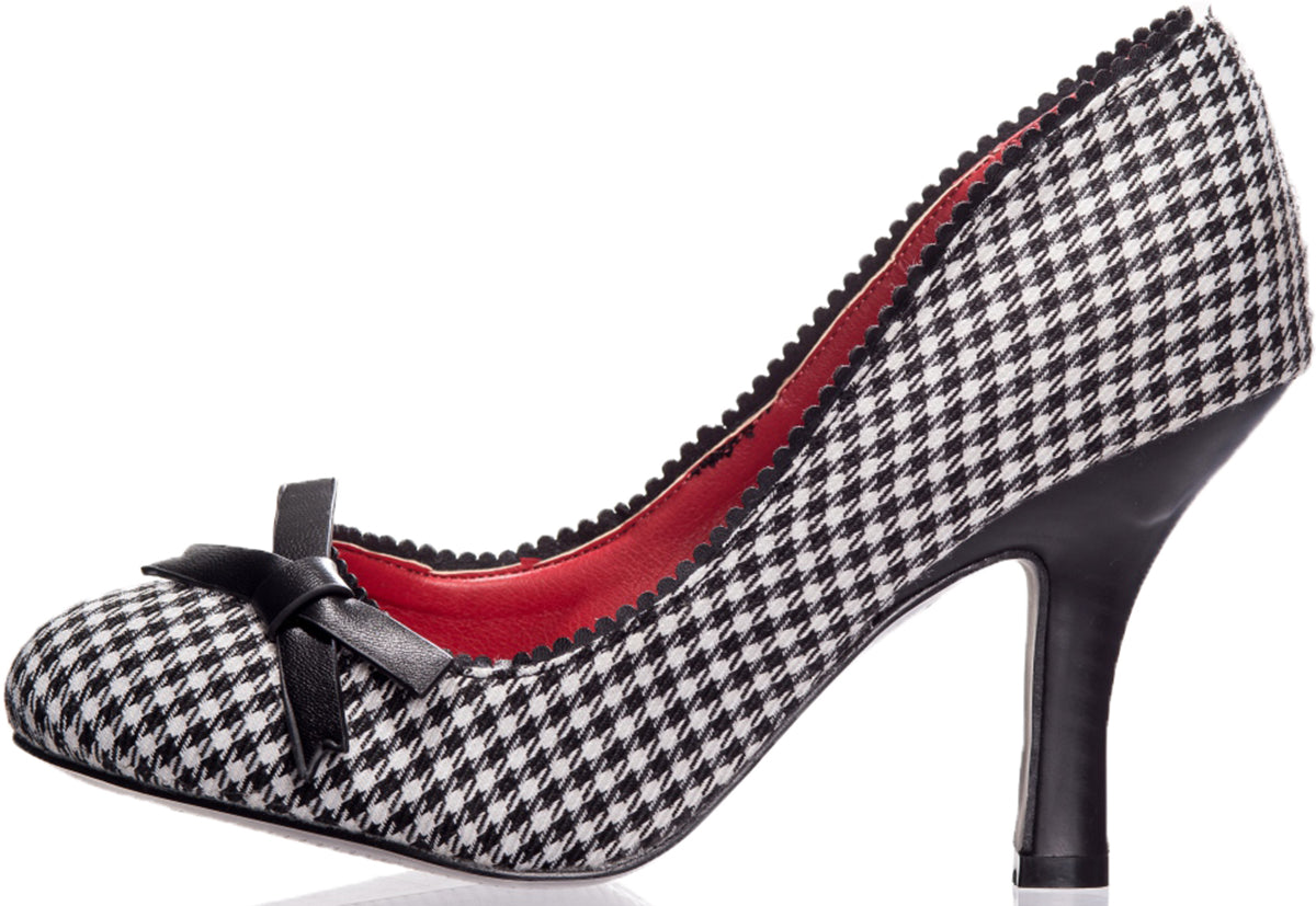 Dancing_Days_STRING_OF_PEARL_Vintage_DOGTOOTH_Hahnentritt_Bow_PUMPS-2