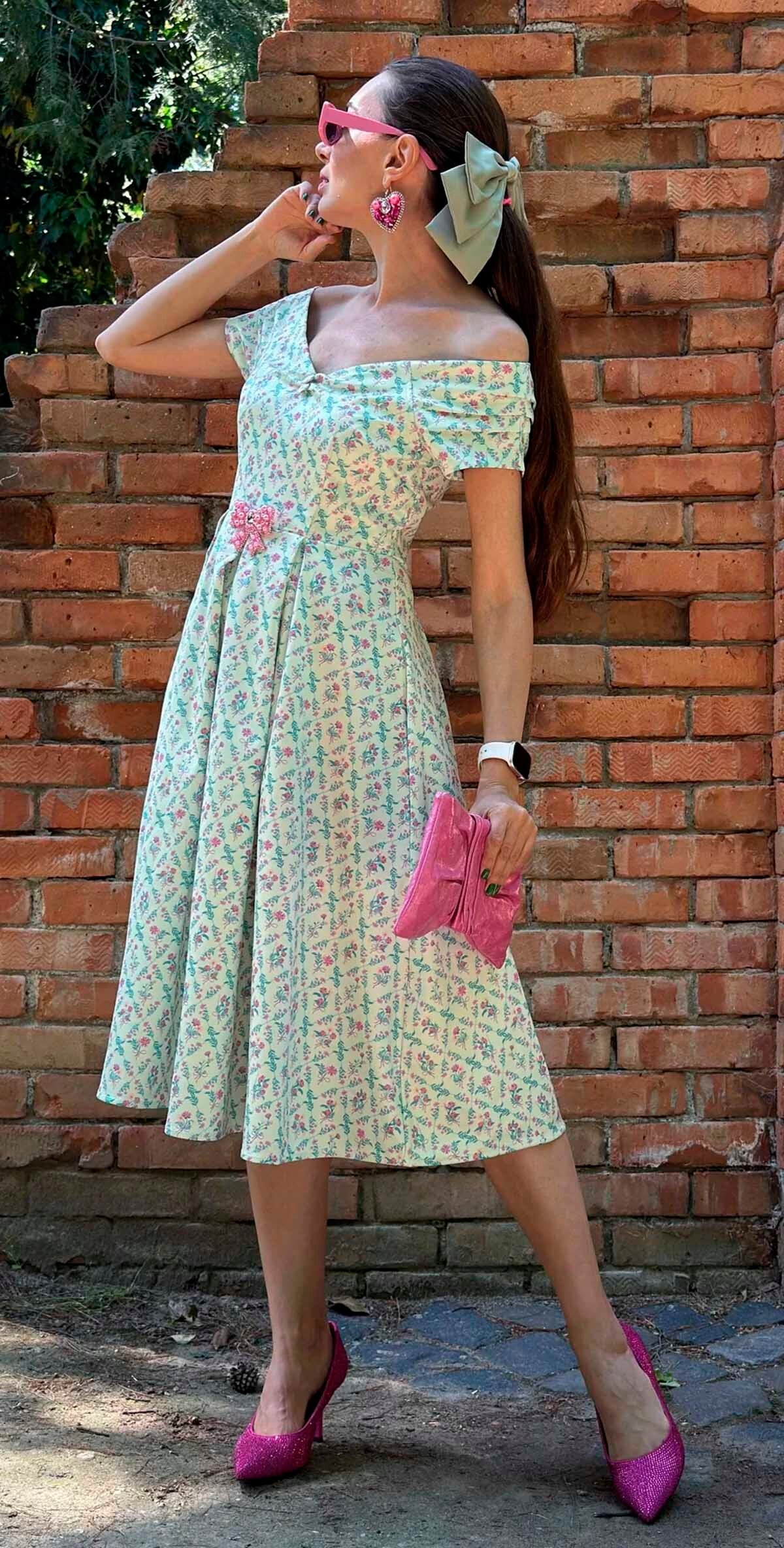 Dolly__Dotty_LILY_FLORAL_TILE_50s_Pleated_Vintage_Retro_Blueten_SWING_DRESS_Kleid__-_Cremefarben-1