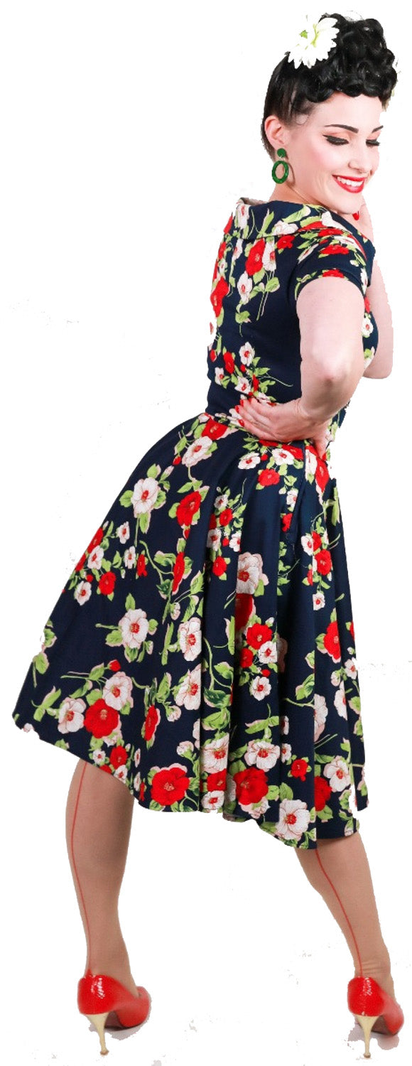 Dolly_and_Dotty_Darlene_Black_Floral_Swing_Dress_KLEID_Blumen_Flowers_killer_kirsche_5