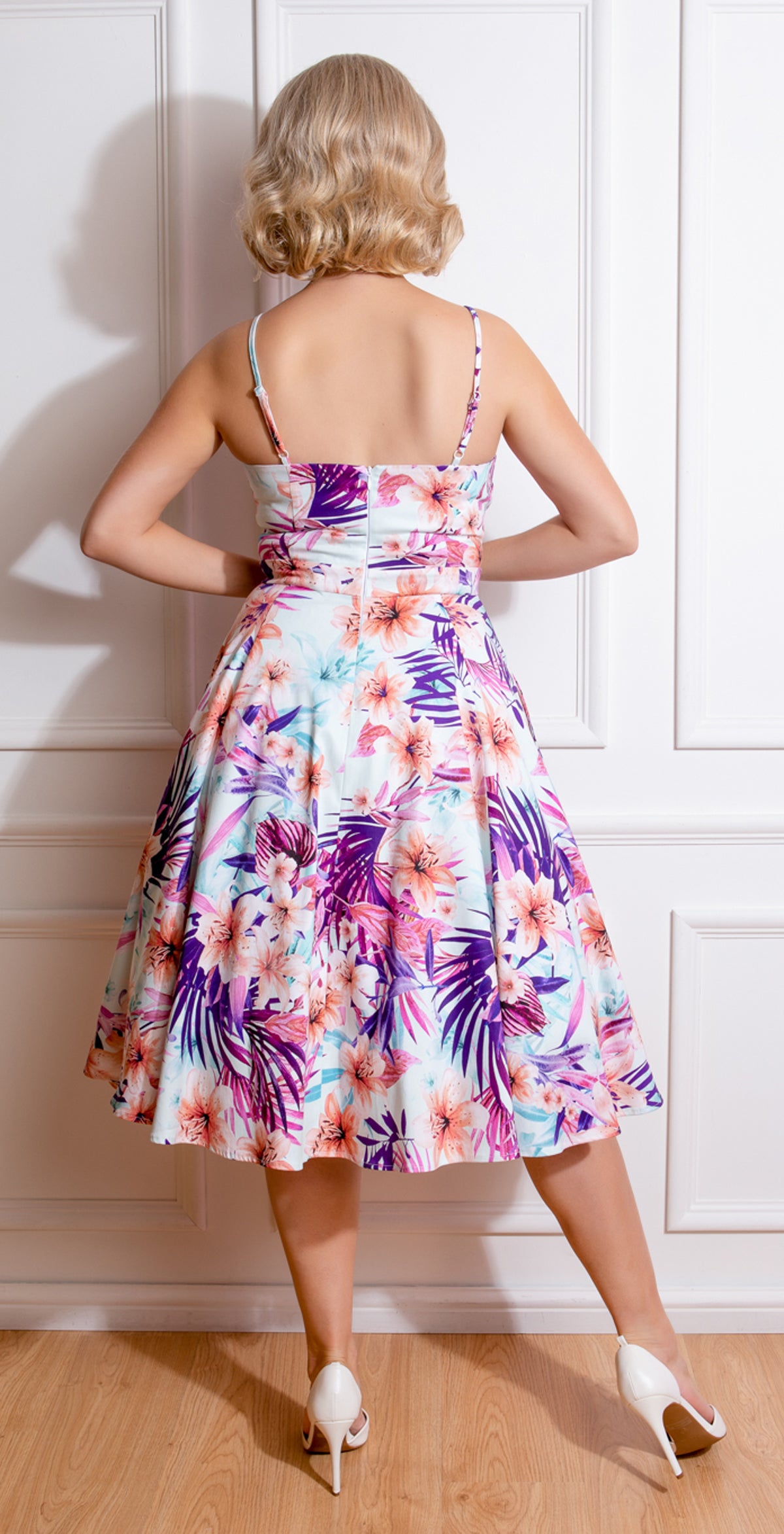 Hearts_Roses_IDA_FLORAL_Vintage_Tropical_Straps_50s_SWING_DRESS_Kleid__Weiss-2