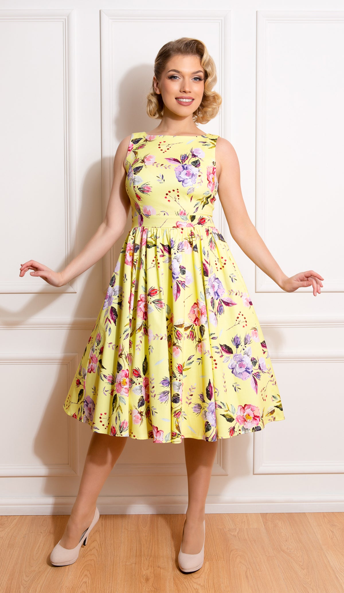 Hearts__Roses_JOSIE_FLORAL_Vintage_Bright_Yellow_Blueten_SWING_DRESS_Kleid-1Tox0AlB9z85Xf