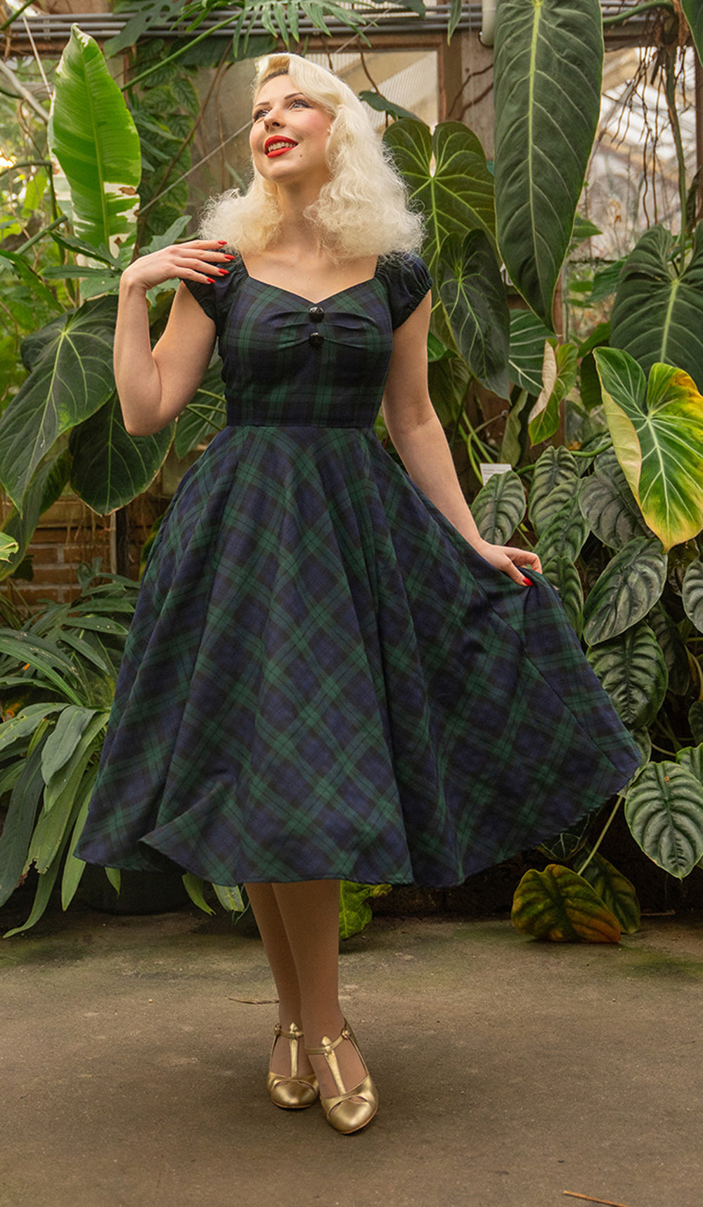 Hearts__Roses_JUDITH_TARTAN_Classic_Check_Karo_Sweetheart_Vintage_Pin_Up_SWING_Kleid-2IIKtp6MJH6twh