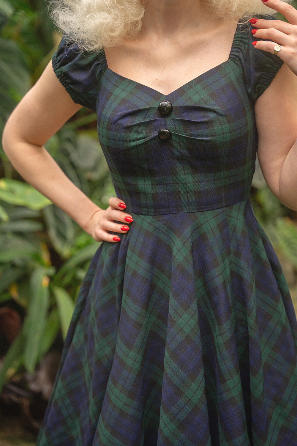 Hearts__Roses_JUDITH_TARTAN_Classic_Check_Karo_Sweetheart_Vintage_Pin_Up_SWING_Kleid-4JVVanYYvHd84t