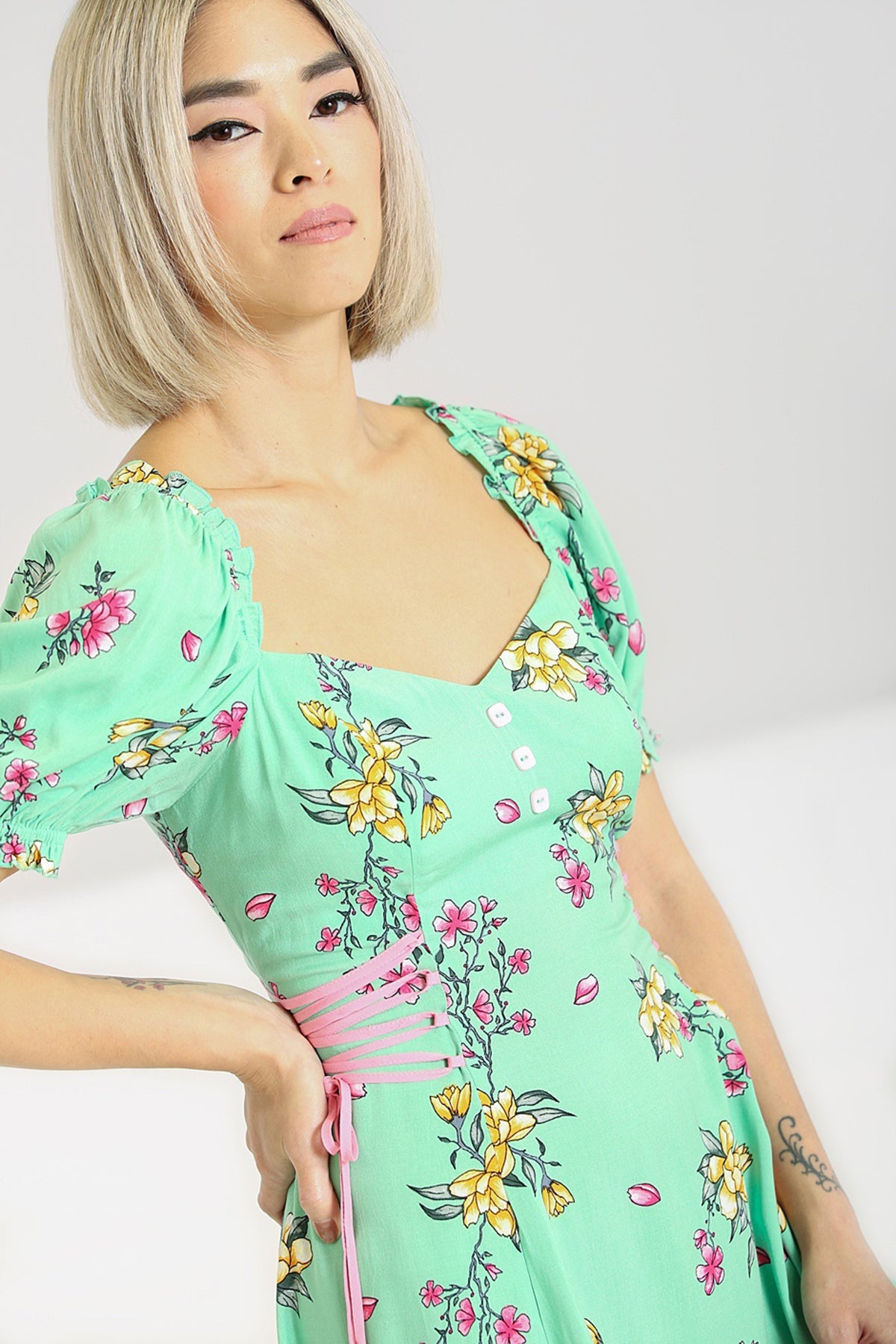 Hell_Bunny_ADELINA_Mini_Cherry_Blossom_Blueten_Retro_Dress_KLEID_-_Mint_killer_kirsche_3