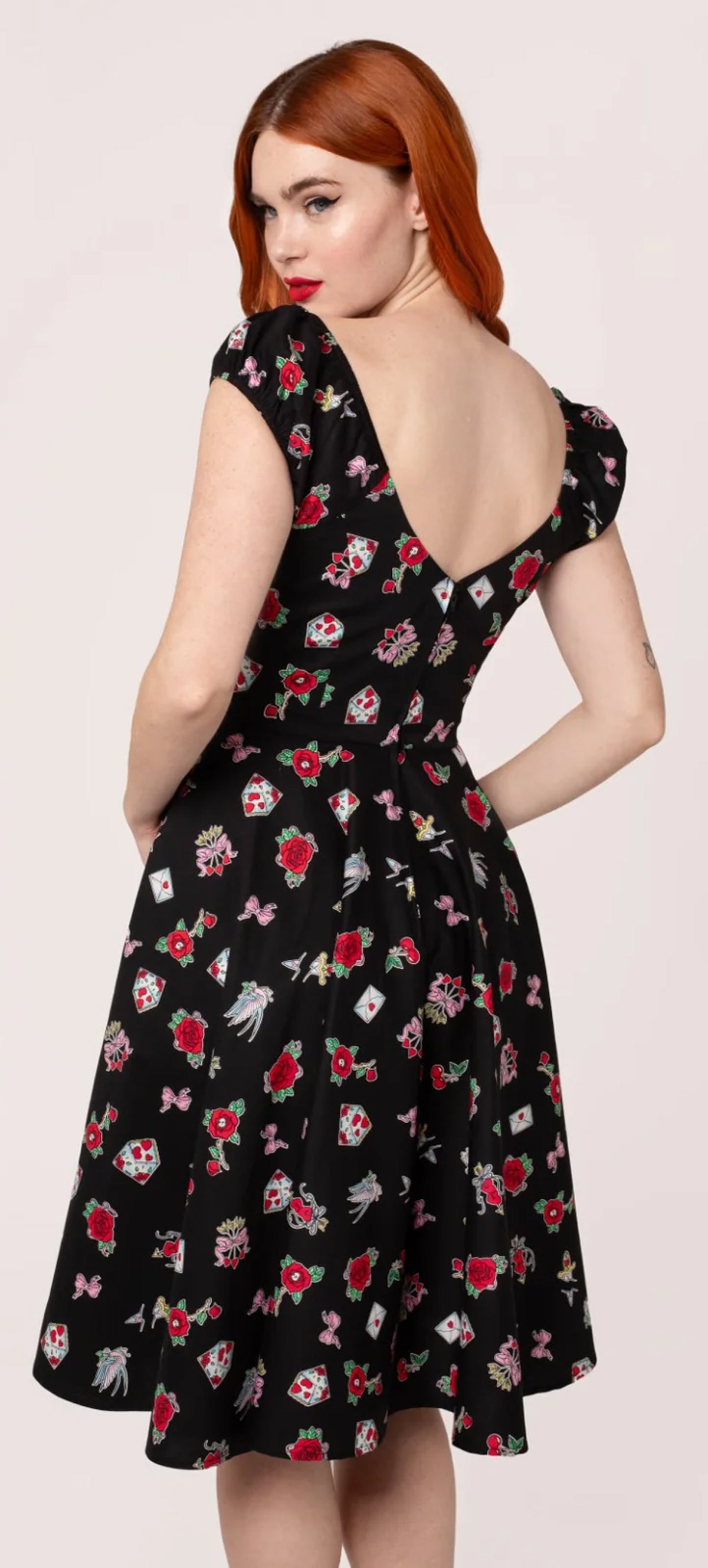 Hell_Bunny_CARLOTTA_TATTOO_Oldschool_Sweetheart_Retro_SWING_DRESS_Kleid_-_Schwarz-2l1QspJT0FWkuo