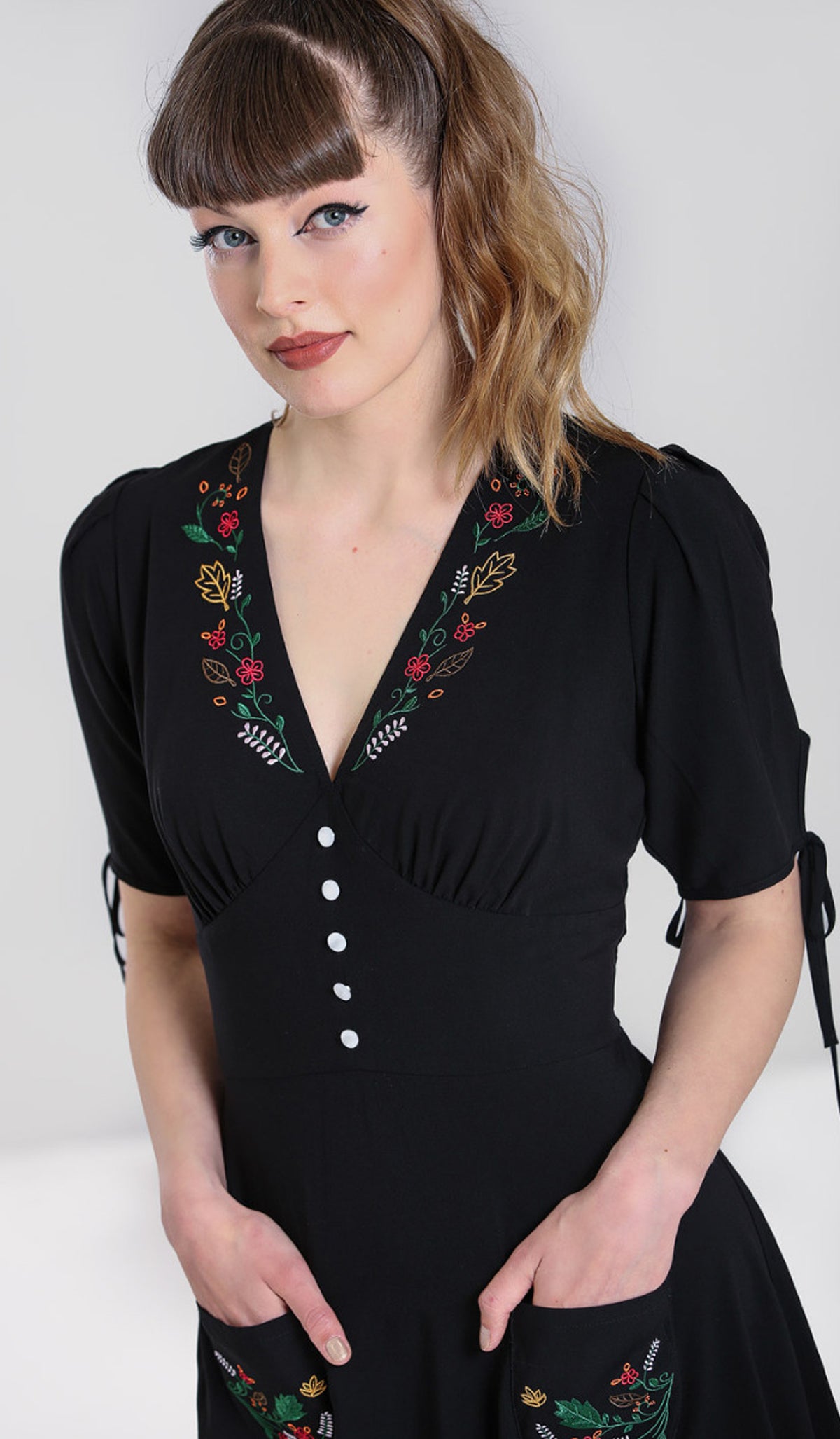 Hell_Bunny_OLIVVIA_FOLKLORE_Autumn_Flowers_HALBARM_V-Neck_A-LINIE_DRESS_Kleid-3