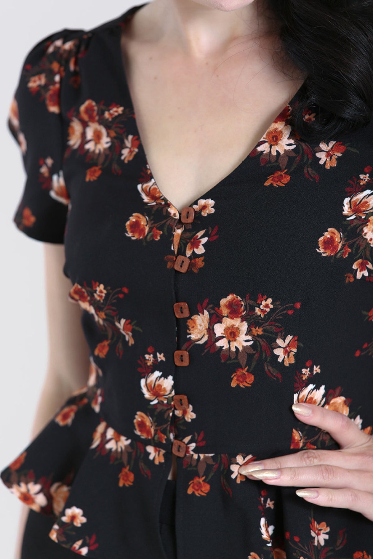 Hell_Bunny_ORLA_LEAVES_V-NECK_Kurzarm_Vintage_Floral_PEPLUM_Bluse__Shirt4