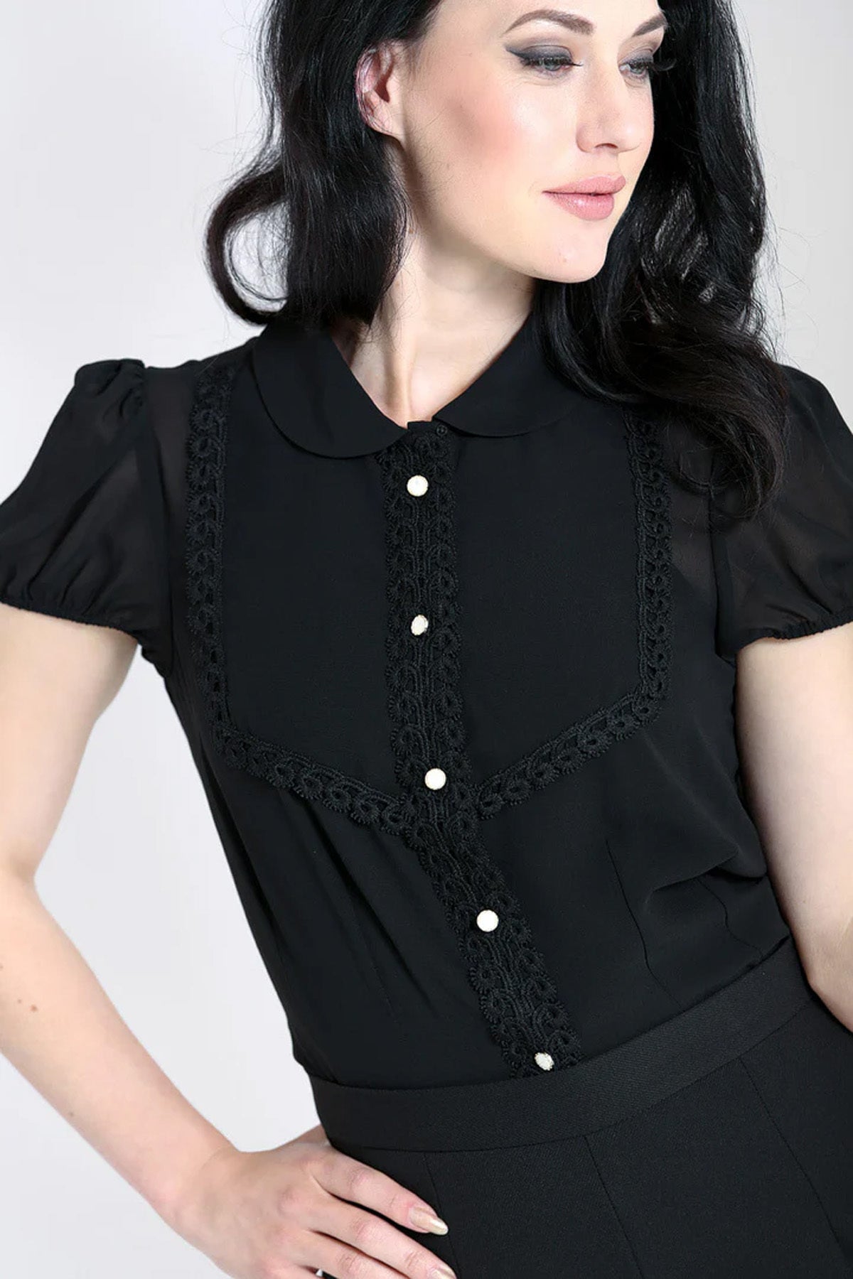Hell_Bunny_TAFFY_VINTAGE_Sheer_Bubikragen_Lace_OBERTEIL_Bluse__Schwarz-1GITyTlDB8exmO