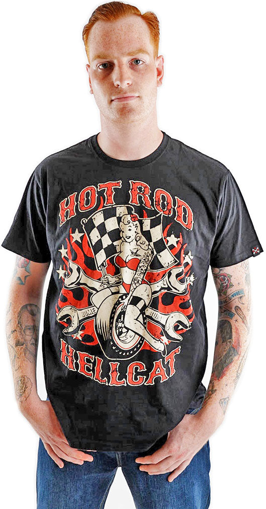 Hotrod_Hellcat_FAST_CHICK_Racing_Flag_Classic_Pin_Up_T-Shirt_-_Schwarz