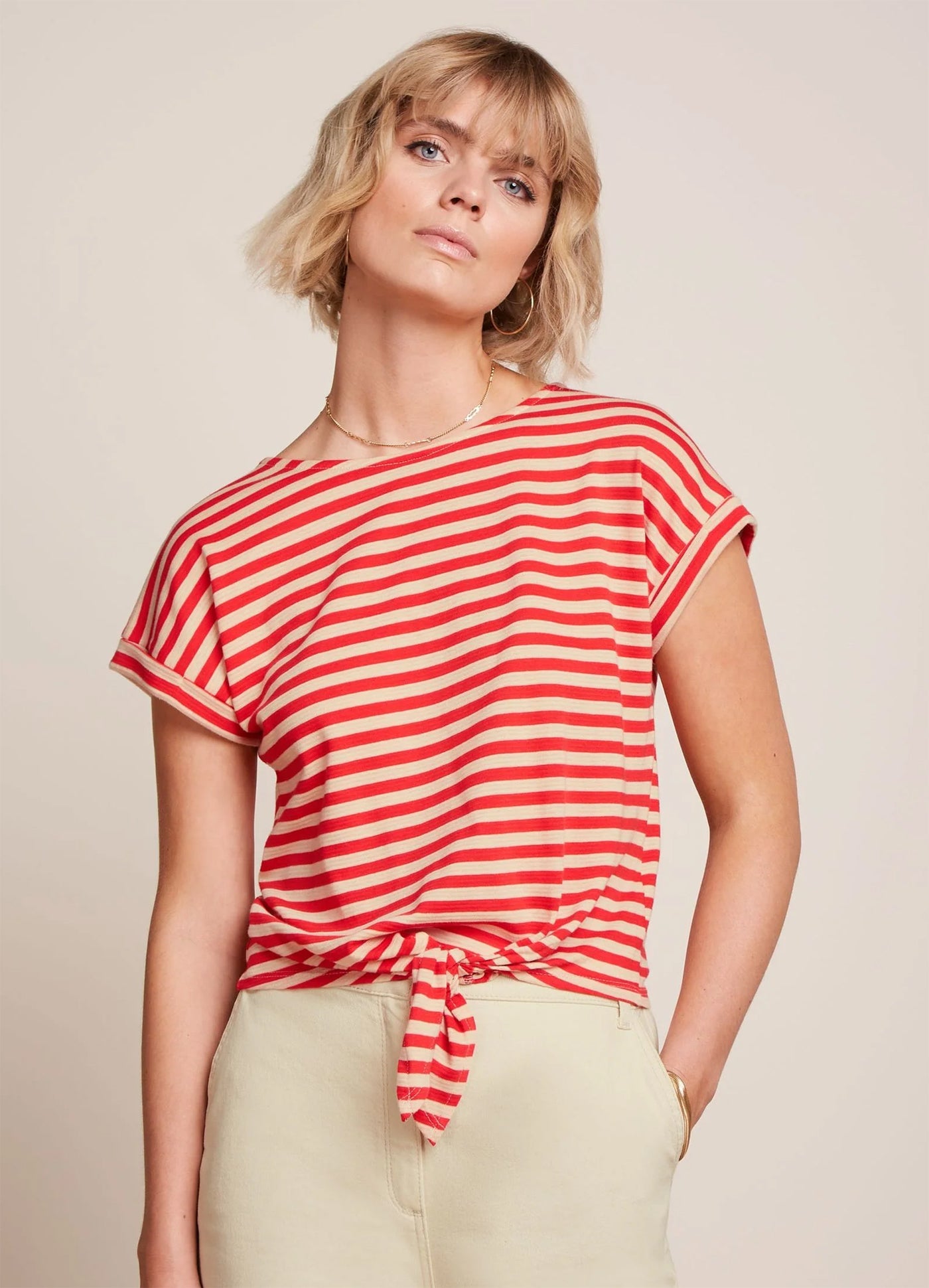 King_Louie_ARIA_KNOT_CHOPITO_Retro_Sailor_Streifen_Kurzarm_Knotenshirt_Oberteil_-_Fire_Red-1R0AOq1p2iALp7