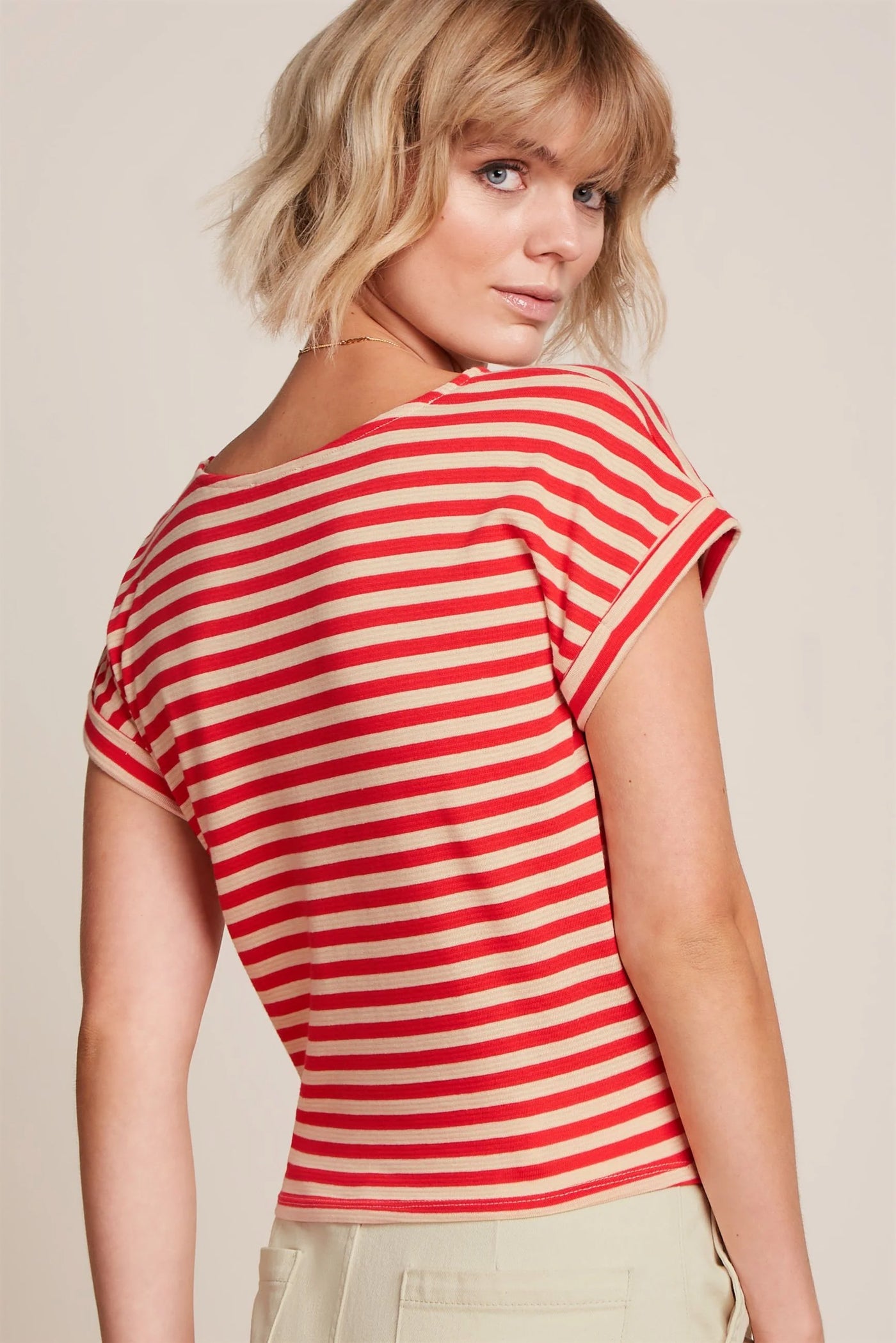 King_Louie_ARIA_KNOT_CHOPITO_Retro_Sailor_Streifen_Kurzarm_Knotenshirt_Oberteil_-_Fire_Red-3M9gvNX45wgrZz