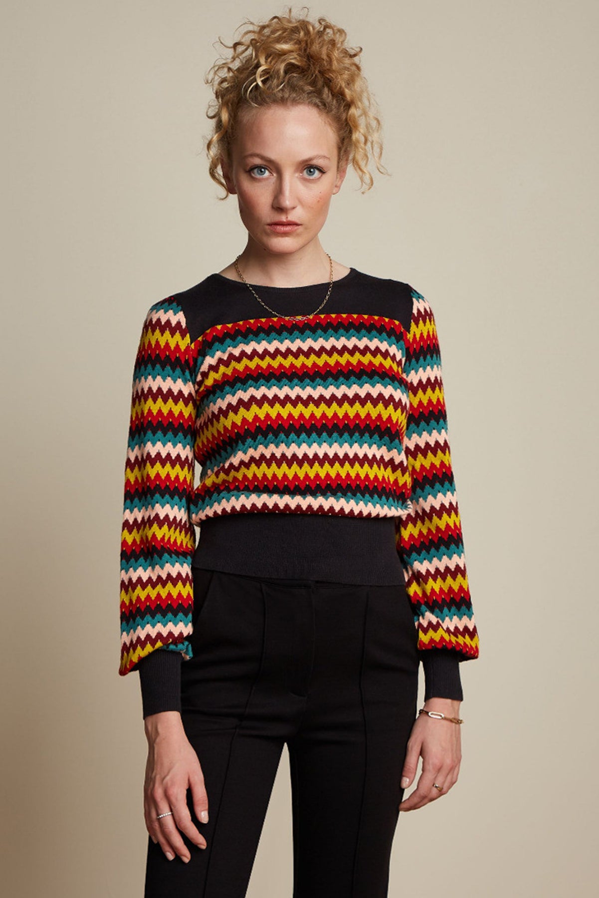 King_Louie_BELLA_KNIT_VENETO_Vintage_ZICK-ZACK_Lochmuster_Langarm_PULLOVER_Oberteil_killer_kirsche_1