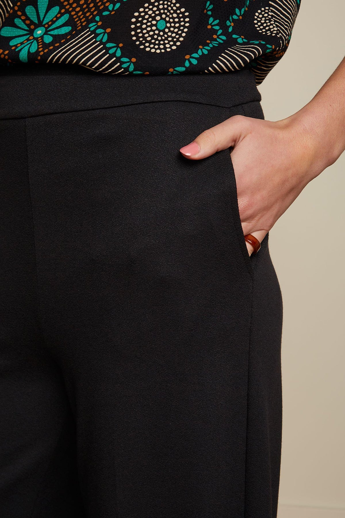 King_Louie_BORDER_PALAZZO_MILANO_Vintage_HIGH_WAIST_Trousers_CREPE_PANTS_Hose_killer_kirsche_4oAiy8LLHyZXOS
