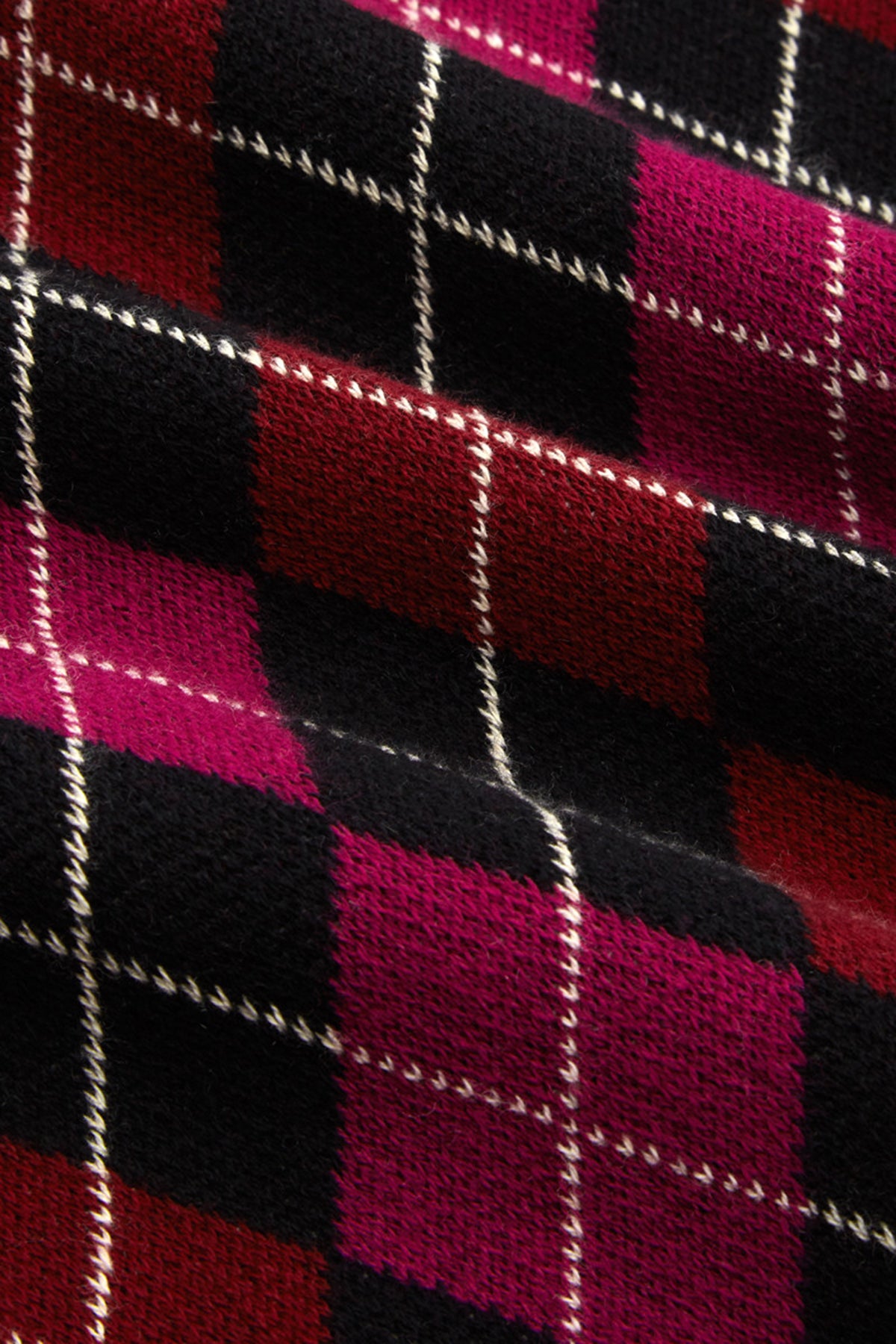 King_Louie_CARDI_BIBI_CHECK_Vintage_ARGYLE_Rundhals_CARDIGAN_Strickjacke_killer_kirsche_6vSBKJWoaX6ZyH