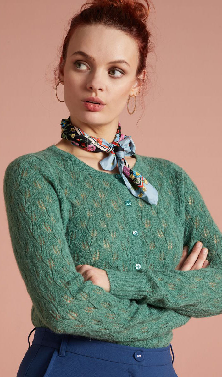 King_Louie_CARDI_VALLINA_Langarm_LOCHMUSTER_Strickjacke_CARDIGAN_Gruen-2