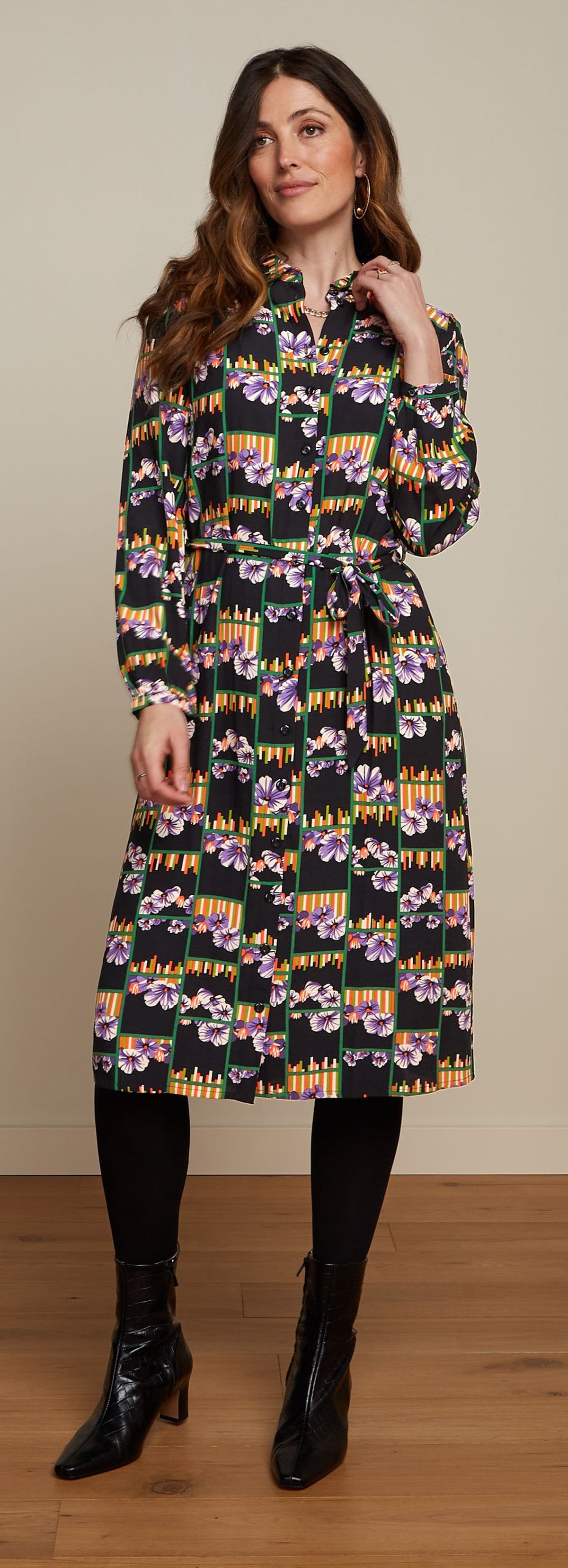 King_Louie_CARINA_REBELLE_Retro_Floral_Hibiskus_Atomic_Kragen_HEMDKLEID_Dress-1