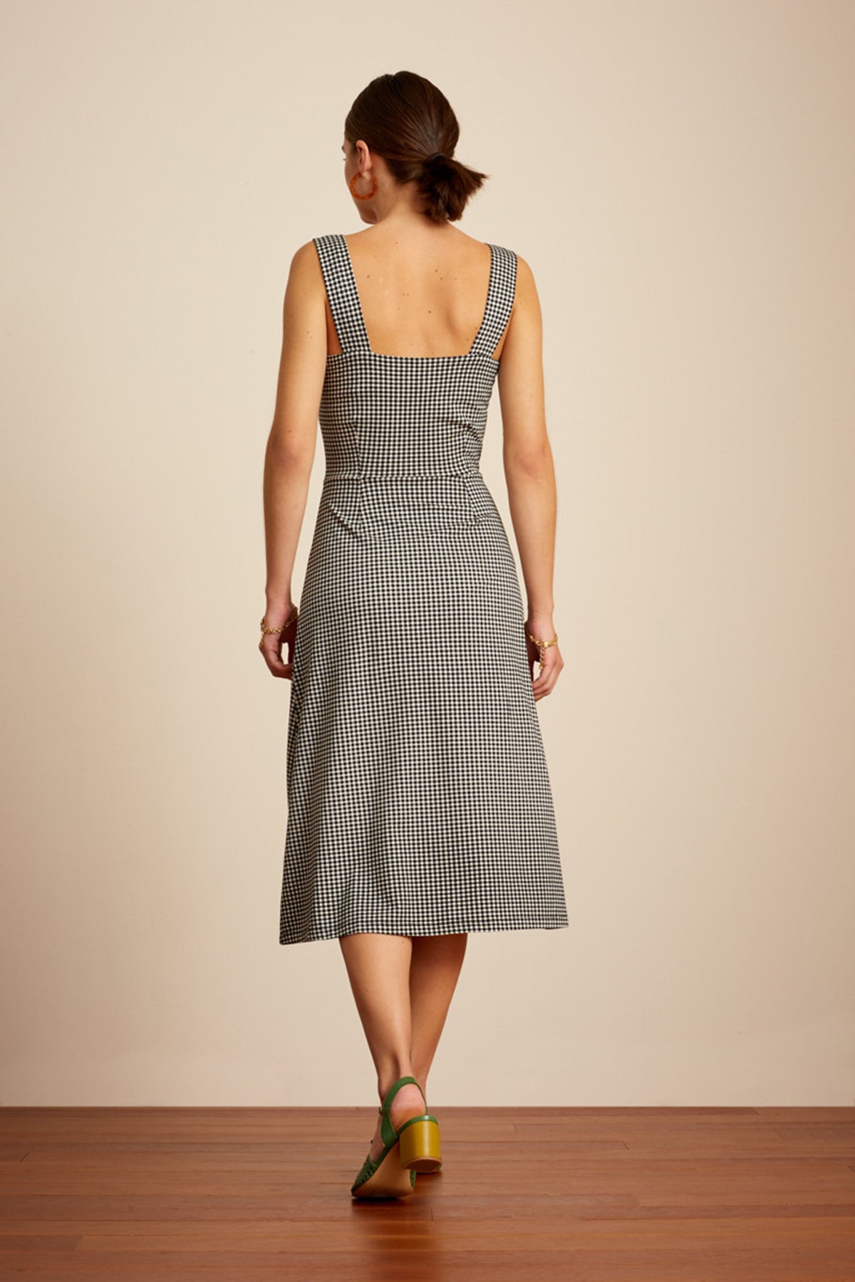 King_Louie_CARINE_CROISETTE_Retro_Karo_VICHY_Traeger_A-LINIE_DRESS_Shirtkleid_Killer_Kirsche-3BqKp842IxSzjL