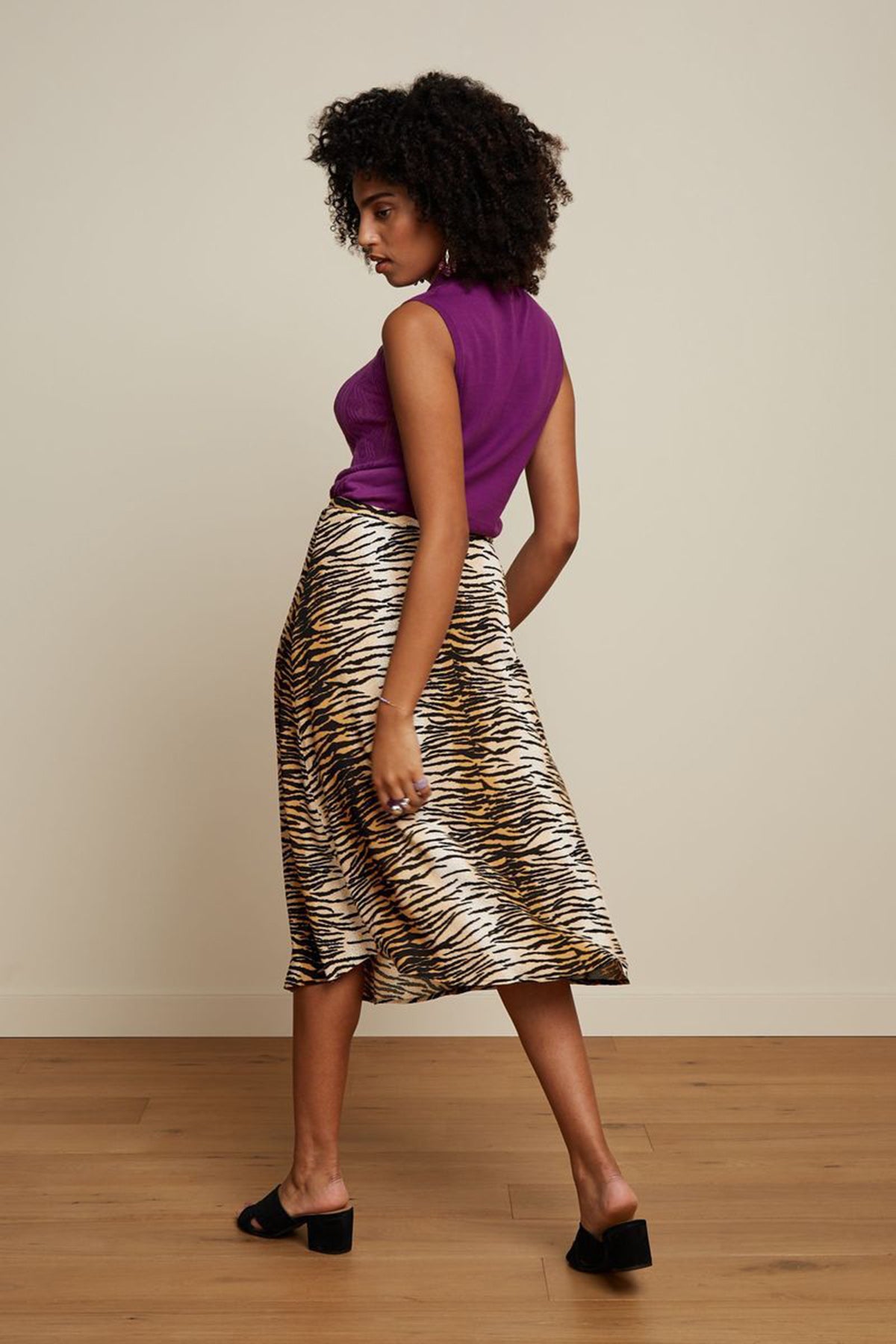 King_Louie_COLLAR_HERRERO_Feinstrick_60s_Retro_PULLUNDER_Oberteil_Top_Sparkling_Purple_Killer_Kirsche-3pjQS0oQTZqeT8