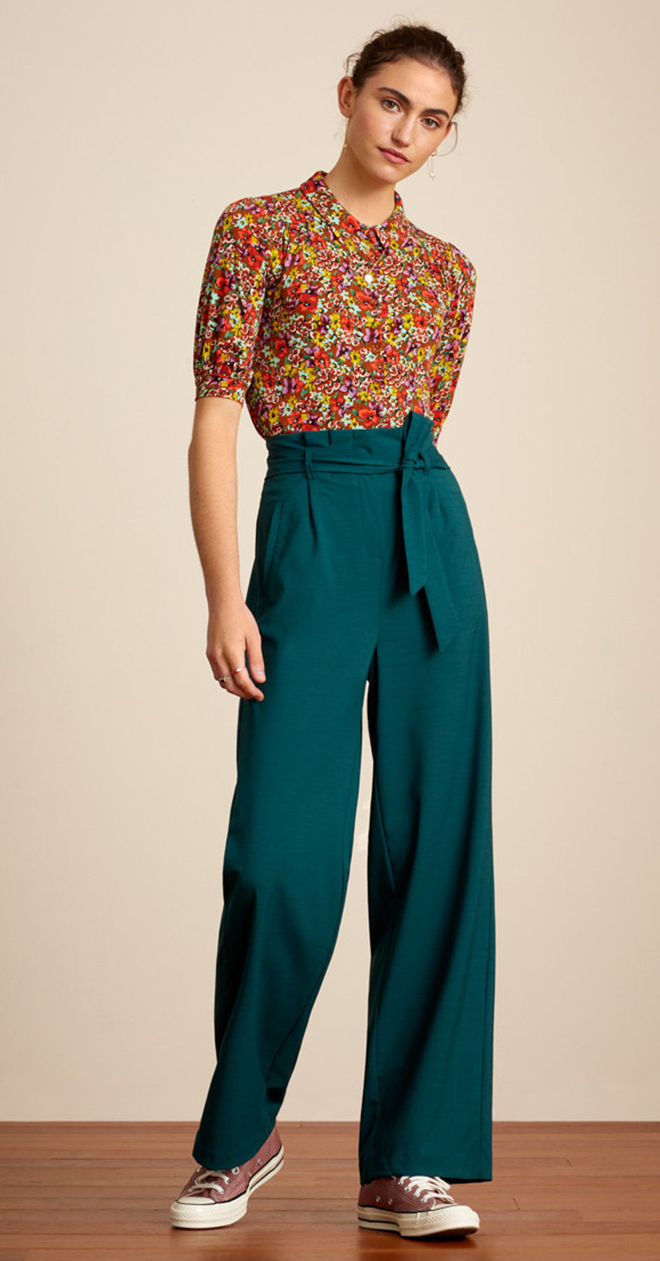 King_Louie_Carina_La_Concha_Vintage_FLORAL_Rosen_Kurzarm_OBERTEIL_Retro_BLUSE_killer_kirsche_2