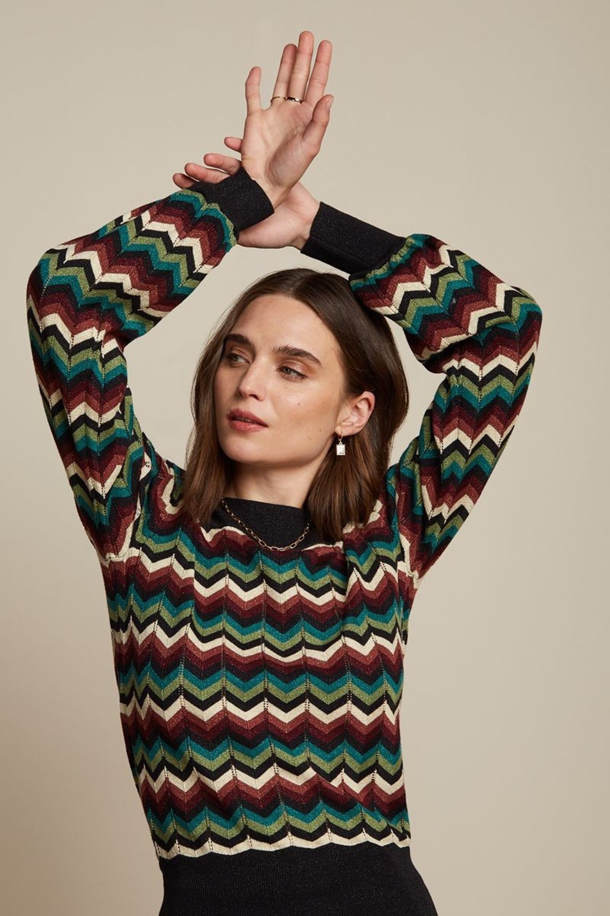 King_Louie_ERIN_SERPENTINE_Vintage_ZICK-ZACK_Lurex_Langarm_PULLOVER_Oberteil_killer_kirsche_1uFHwiFuBqsP9R