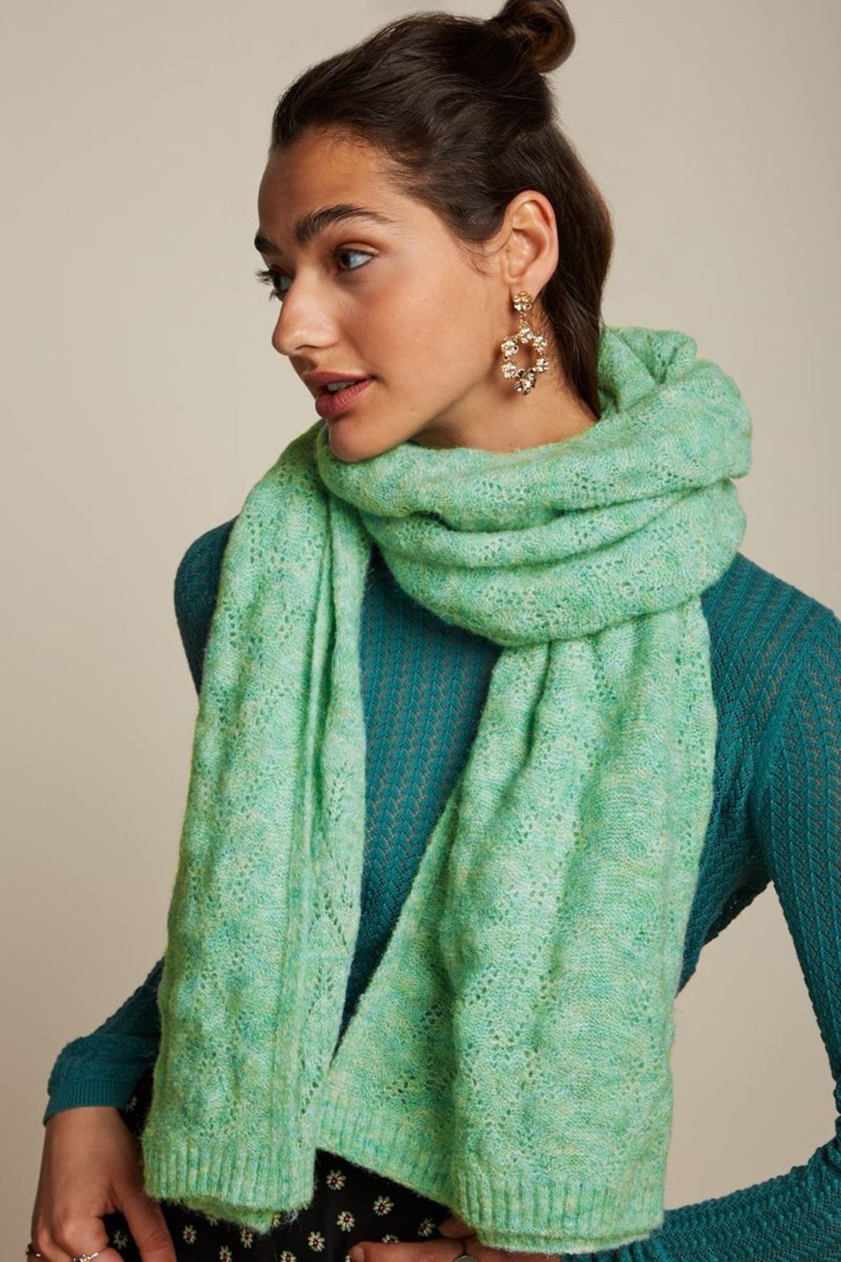 King_Louie_FARFALLE_SCARF_Vintage_Lochmuster_STRICK_SCHAL_killer_kirsche_1swdylVwrM5xLI