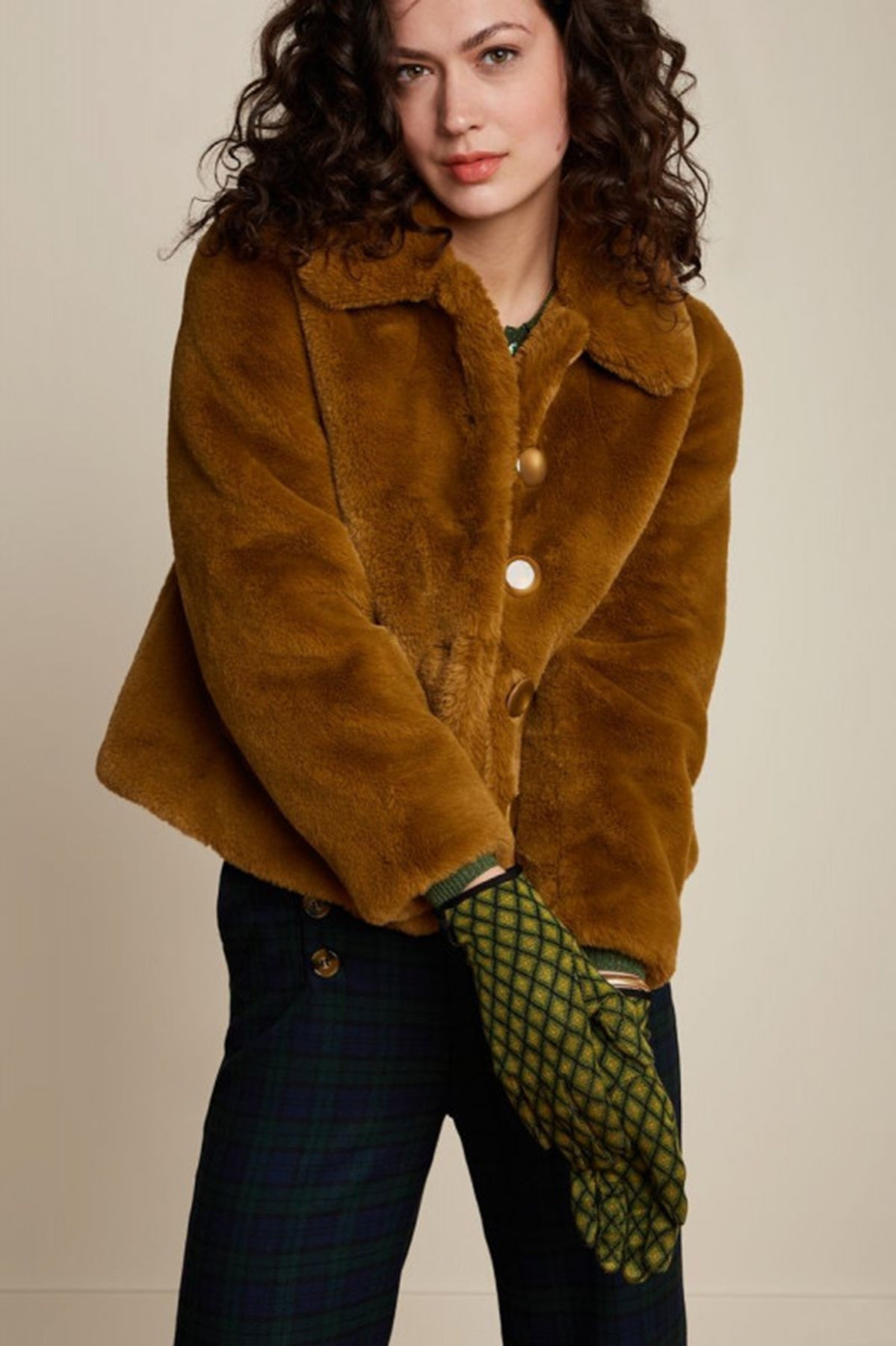 King_Louie_GLOVE_MAGNET_Retro_JACQUARD_DIAMOND_Feinstrick_Handschuhe_Gruen_Killer_Kirsche-2hKJtSTkMATVE0