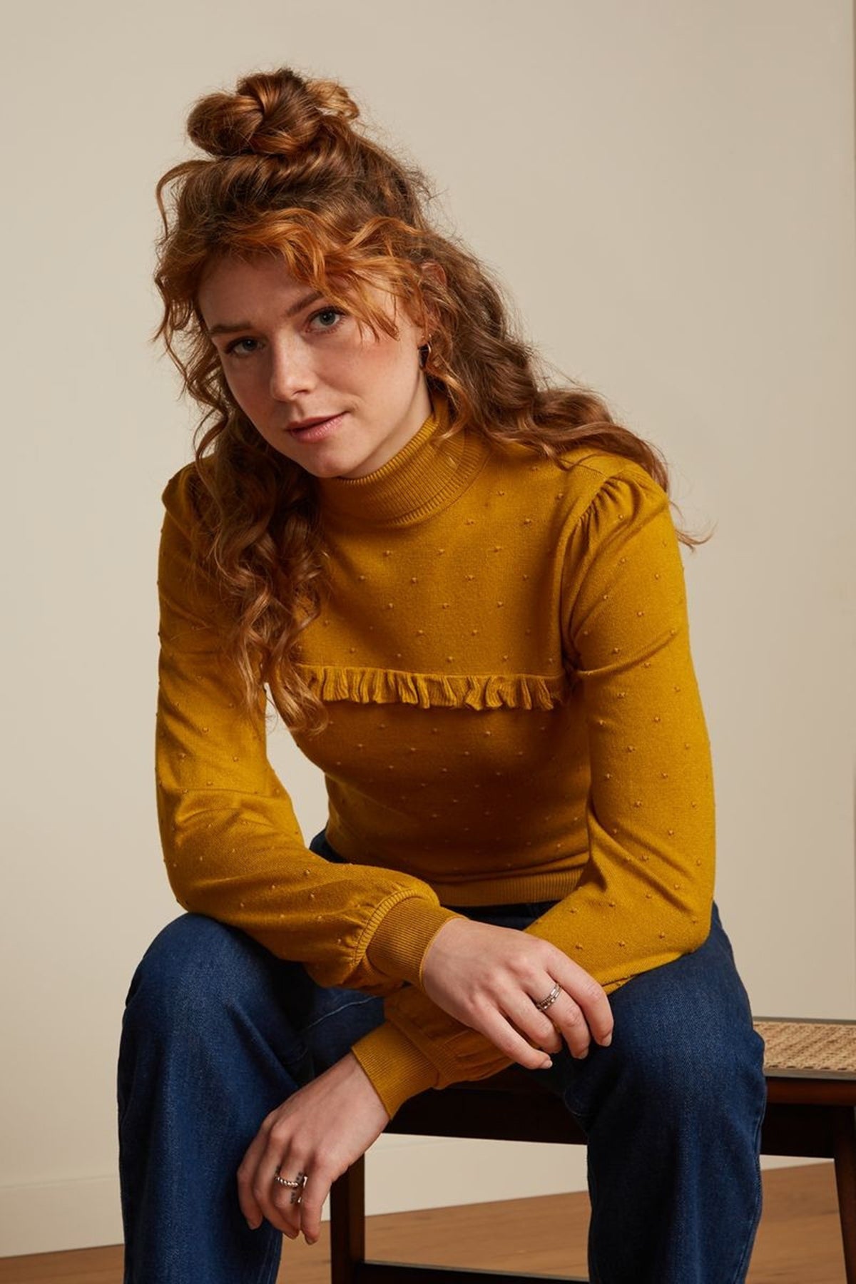 King_Louie_JADA_DROPLET_Vintage_RUFFEL_Rueschen_ROLLKRAGEN_Langarm_PULLOVER_Oberteil_-_Yellow_Glow_killer_kirsche_16RLBrFaLikAea