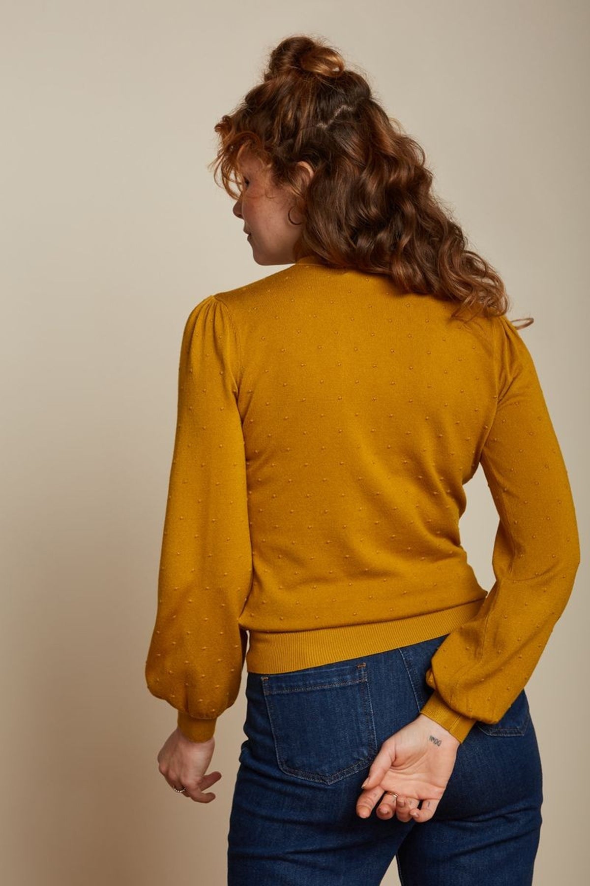 King_Louie_JADA_DROPLET_Vintage_RUFFEL_Rueschen_ROLLKRAGEN_Langarm_PULLOVER_Oberteil_-_Yellow_Glow_killer_kirsche_2Ylor80R3GjNOa