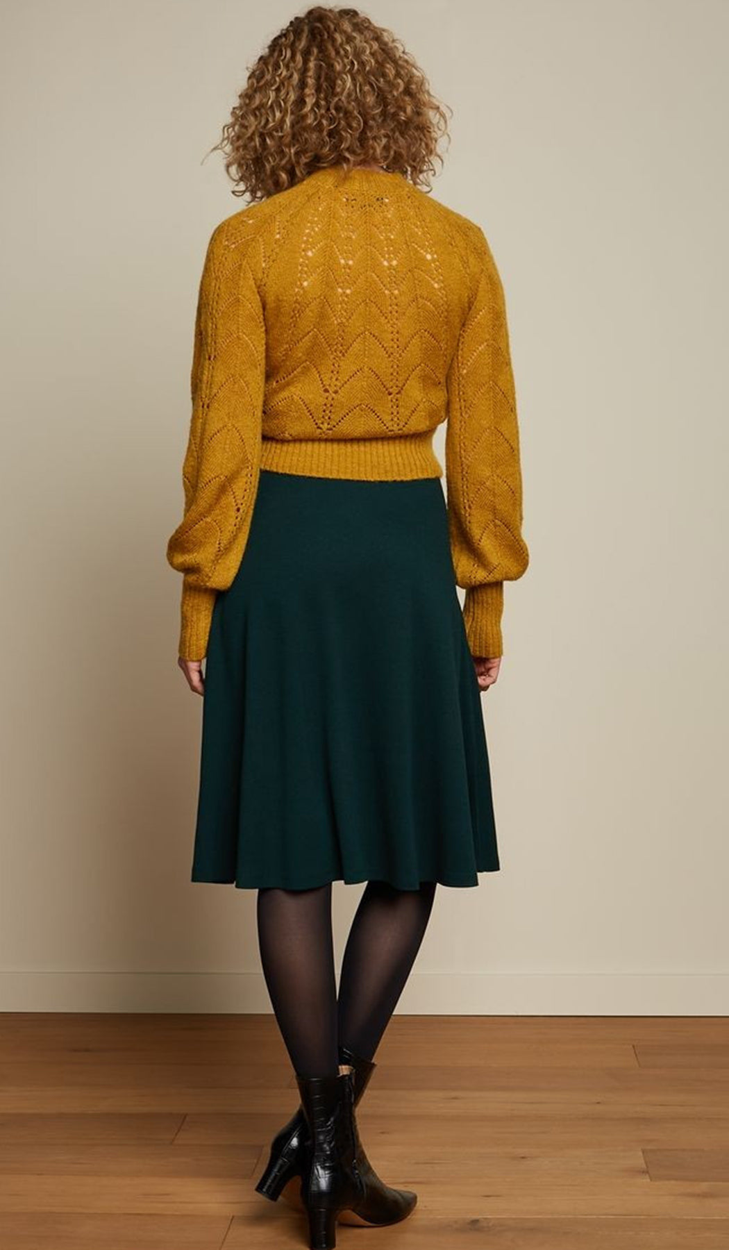 King_Louie_JOANIE_FARFALLE_Lochmuster_WOLL_Langarm_PULLOVER_Oberteil_-_Sunset_Yellow_killer_kirsche_3