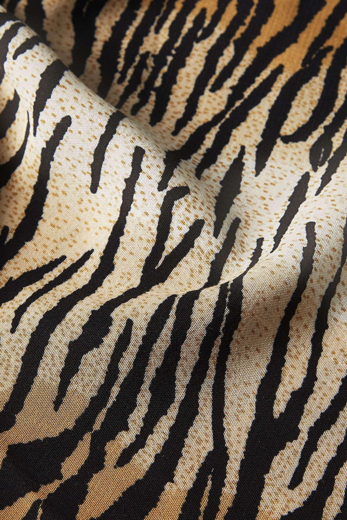King_Louie_KNOT_BLOUSE_KALLINA_Retro_TIGER_PRINT_Kurzarm_Knotenbluse_Oberteil_Killer_Kirsche-5