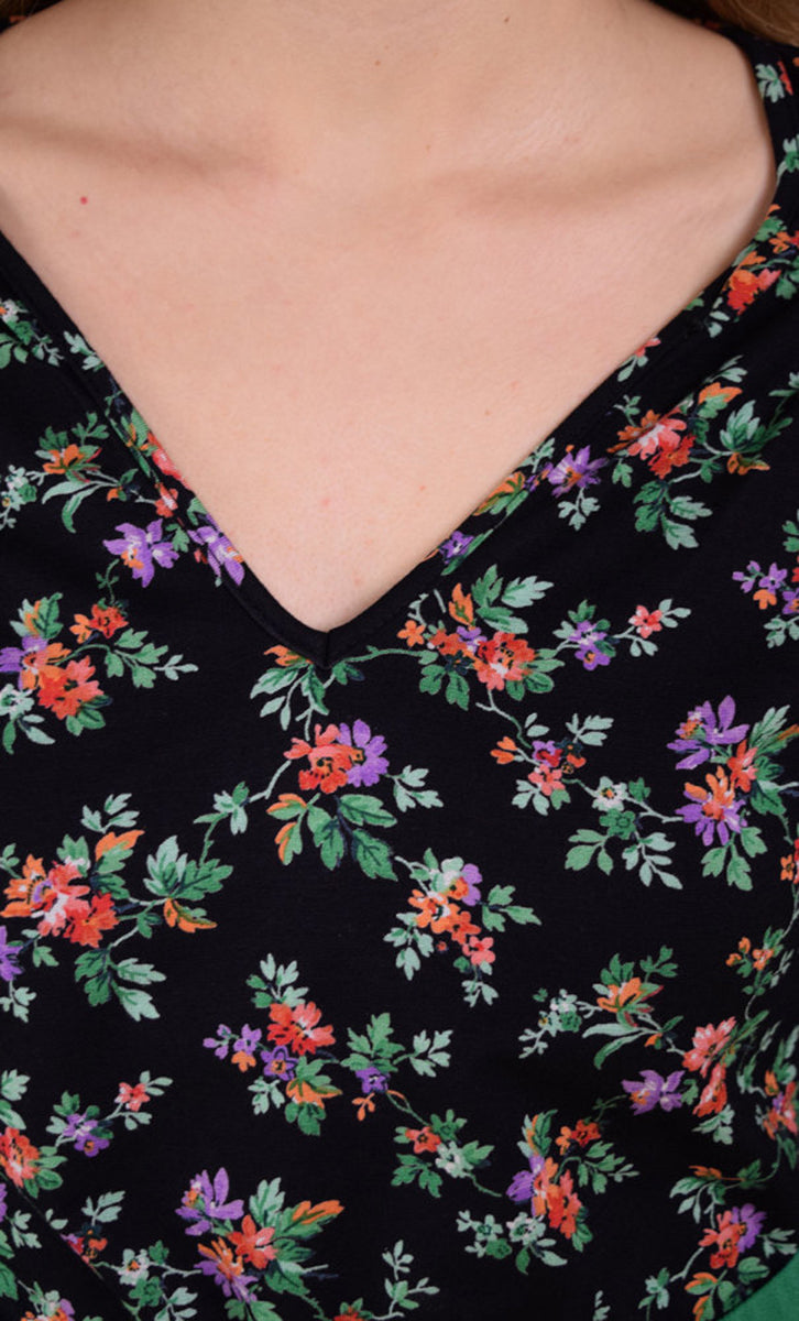 King_Louie_LAUREN_Vintage_Floral_Blueten_MADELIN_Oberteil_V-Neck_SHIRT-4rv1esakJvgWM8