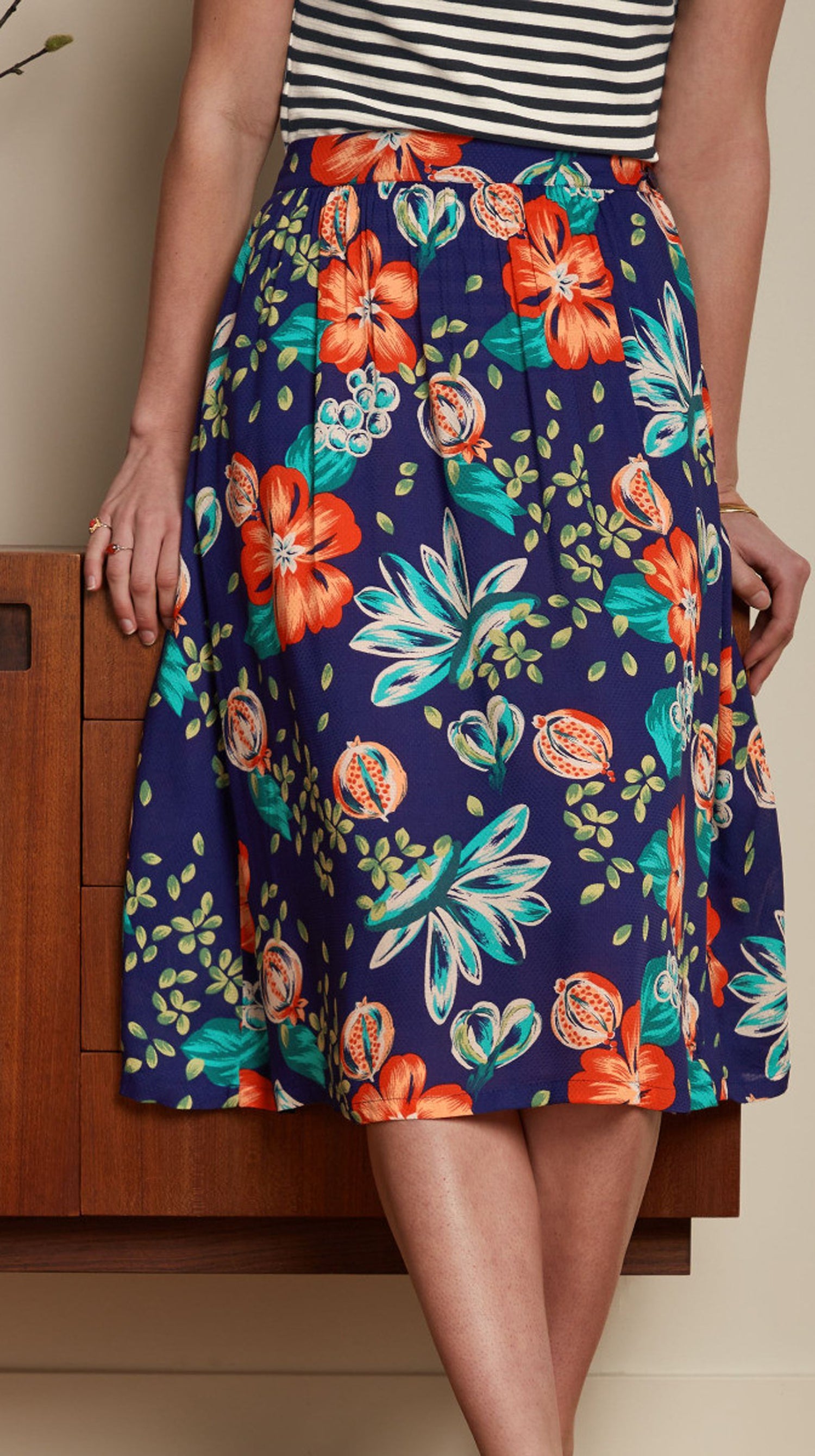 King_Louie_LAYLA_GUAVA_Tropical_Fruits_Floral_Vintage_ALinien_SKIRT_Rock_Dazzling_Blue-1jZIIDlFoBiZjj