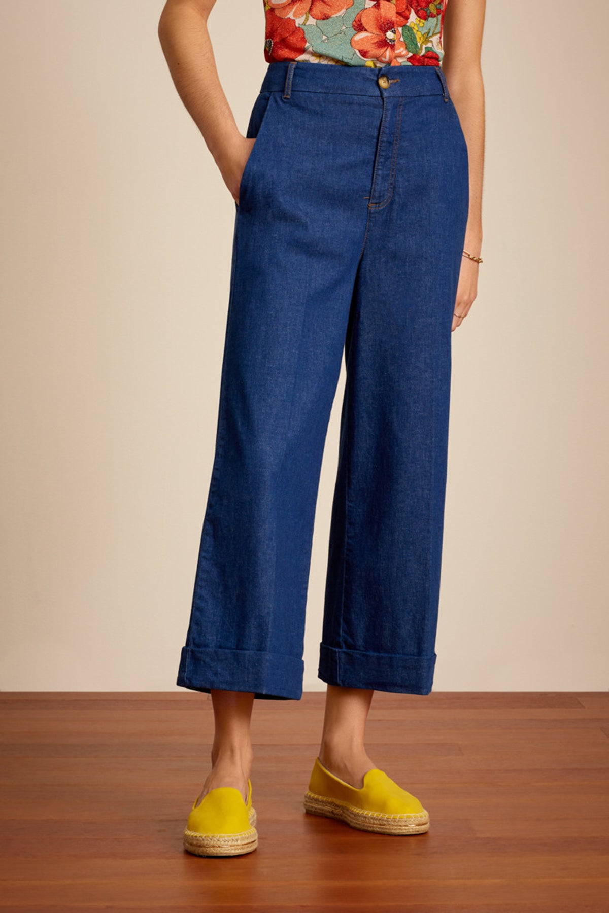 King_Louie_LISA_CHAMBRAY_Vintage_HIGH_WAIST_Trousers_Denim_CULOTTE_PANTS_Hose_Killer_Kirsche-2
