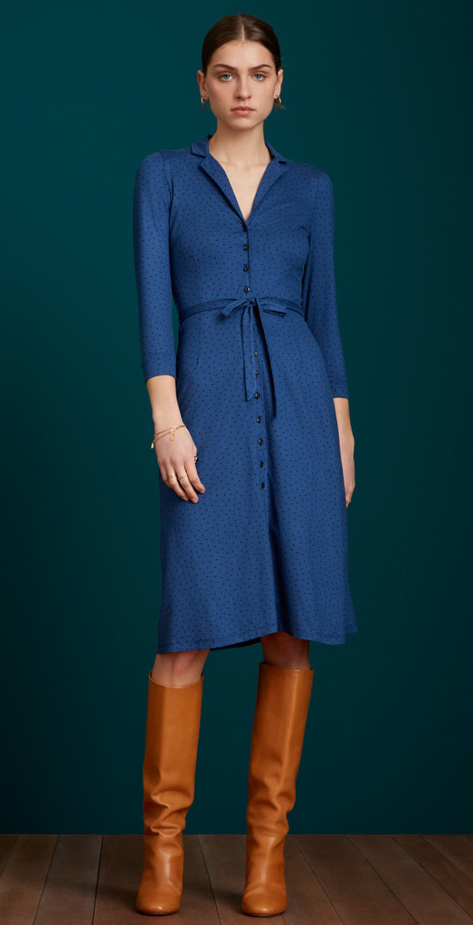 King_Louie_LOLA_LITTLE_DOTS_Vintage_PUNKTE_dreiviertel_Arm_A-LINIE_DRESS_Hemdkleid_killer_kirsche_3