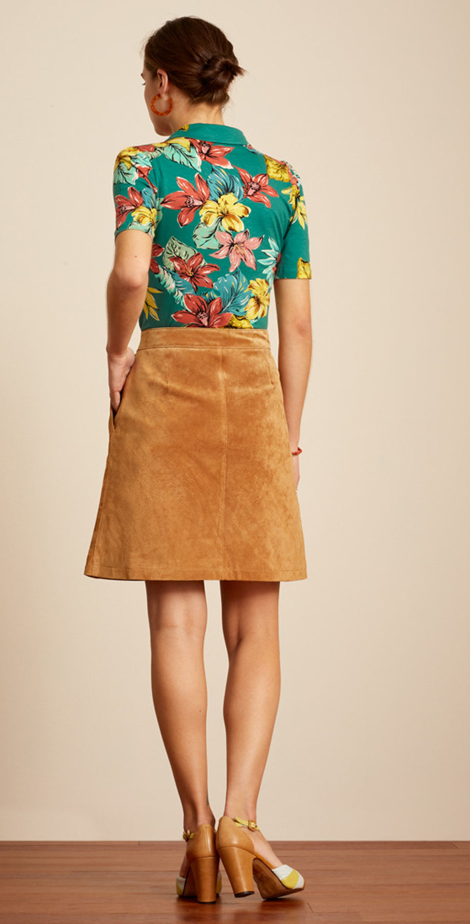 King_Louie_PATTY_Paraiso_Vintage_TROPICAL_Sailor_Blumen_Kurzarm_BLUSE_killer_kirsche_3