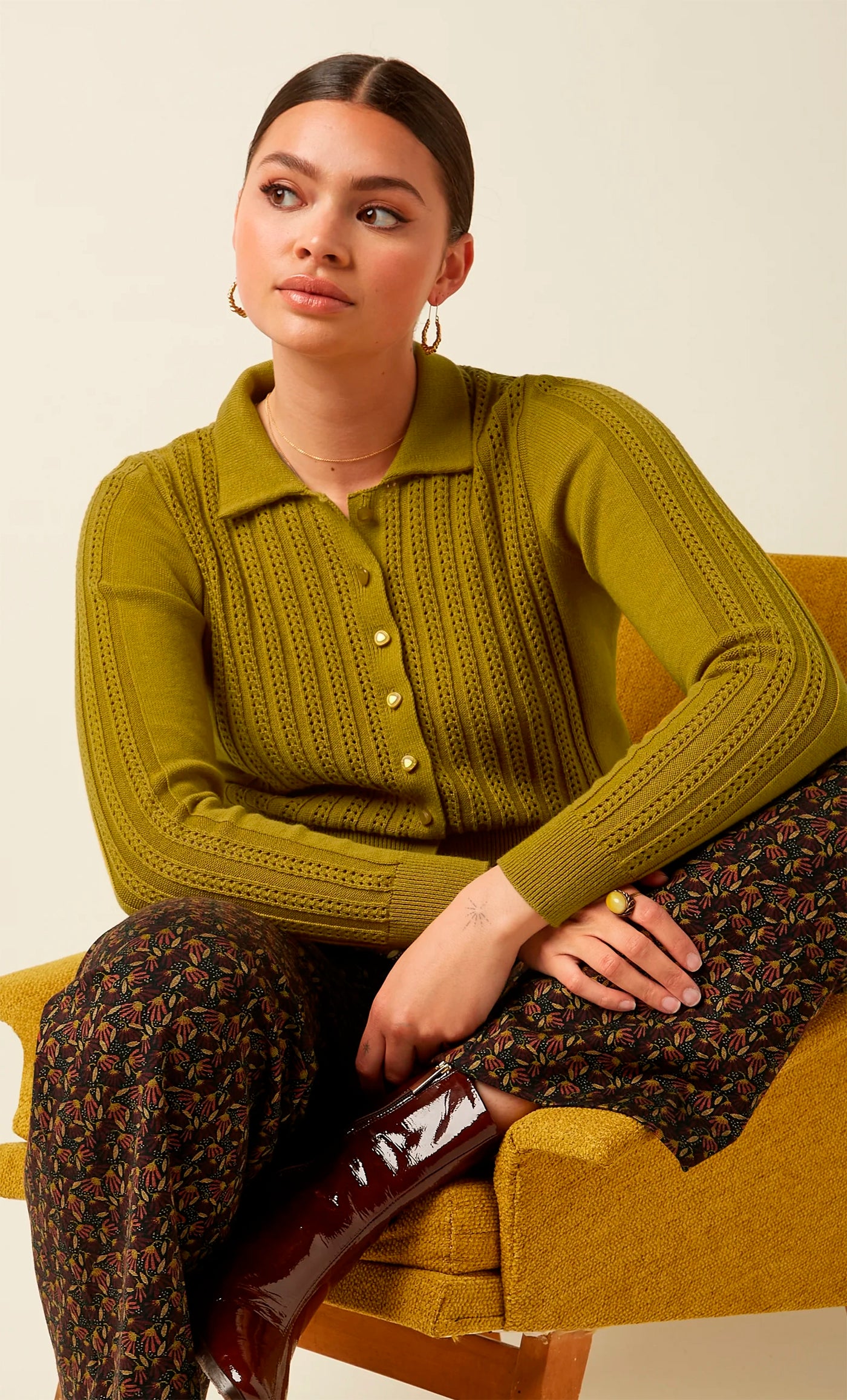 King_Louie_SOFIE_CARMI_Zopfmuster_Langarm_Blouse_Kragen_CARDIGAN_Strickjacke_-_Currygelb-1