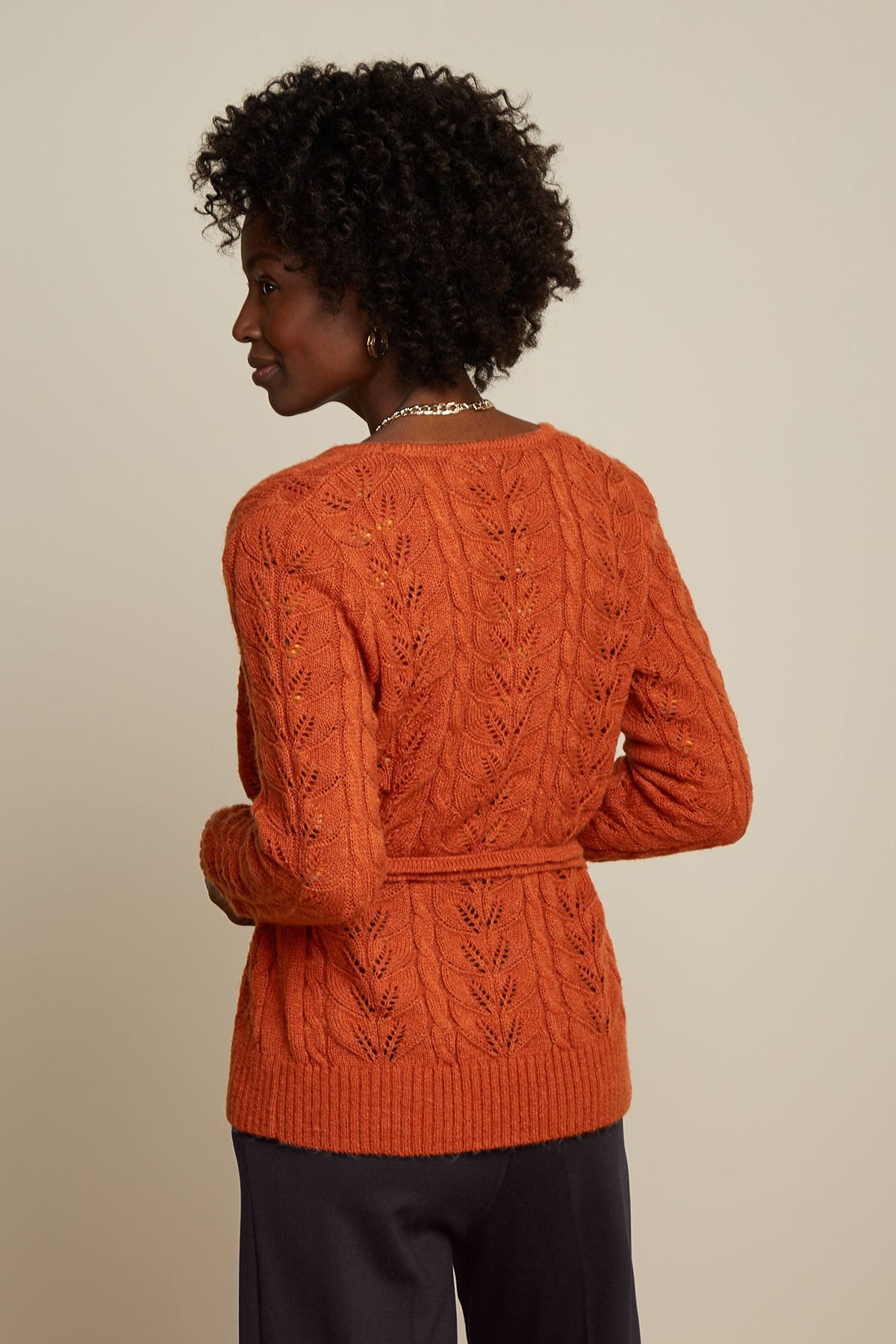 King_Louie_WRAP_TOP_FARFALLE_Lochmuster_Langarm_CARDIGAN_Pullover_-_Rostorange_Killer_Kirsche-3rwFjTjwCQ4nPA